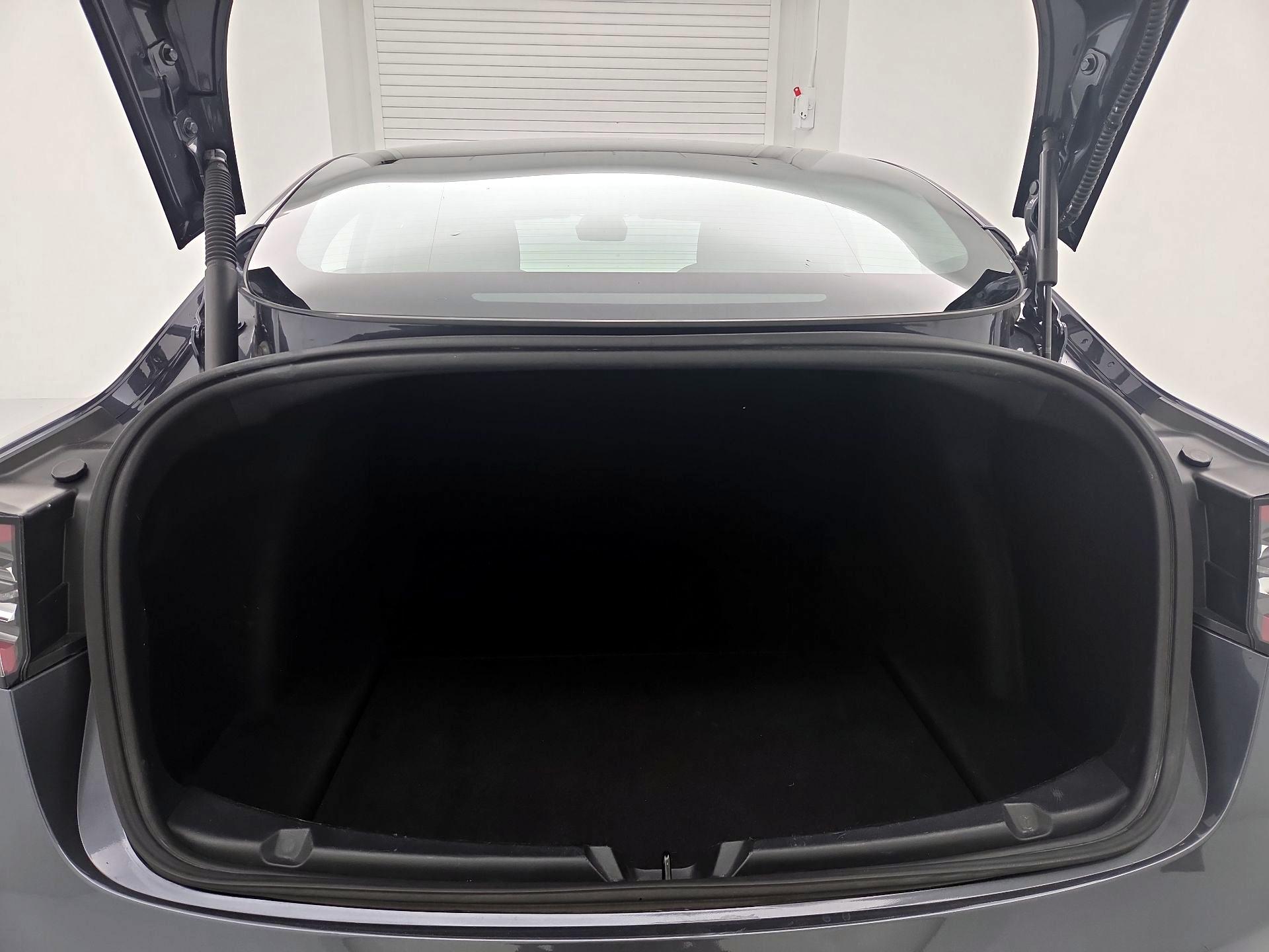 Thumbnail: 2021 Tesla Model 3 - 20