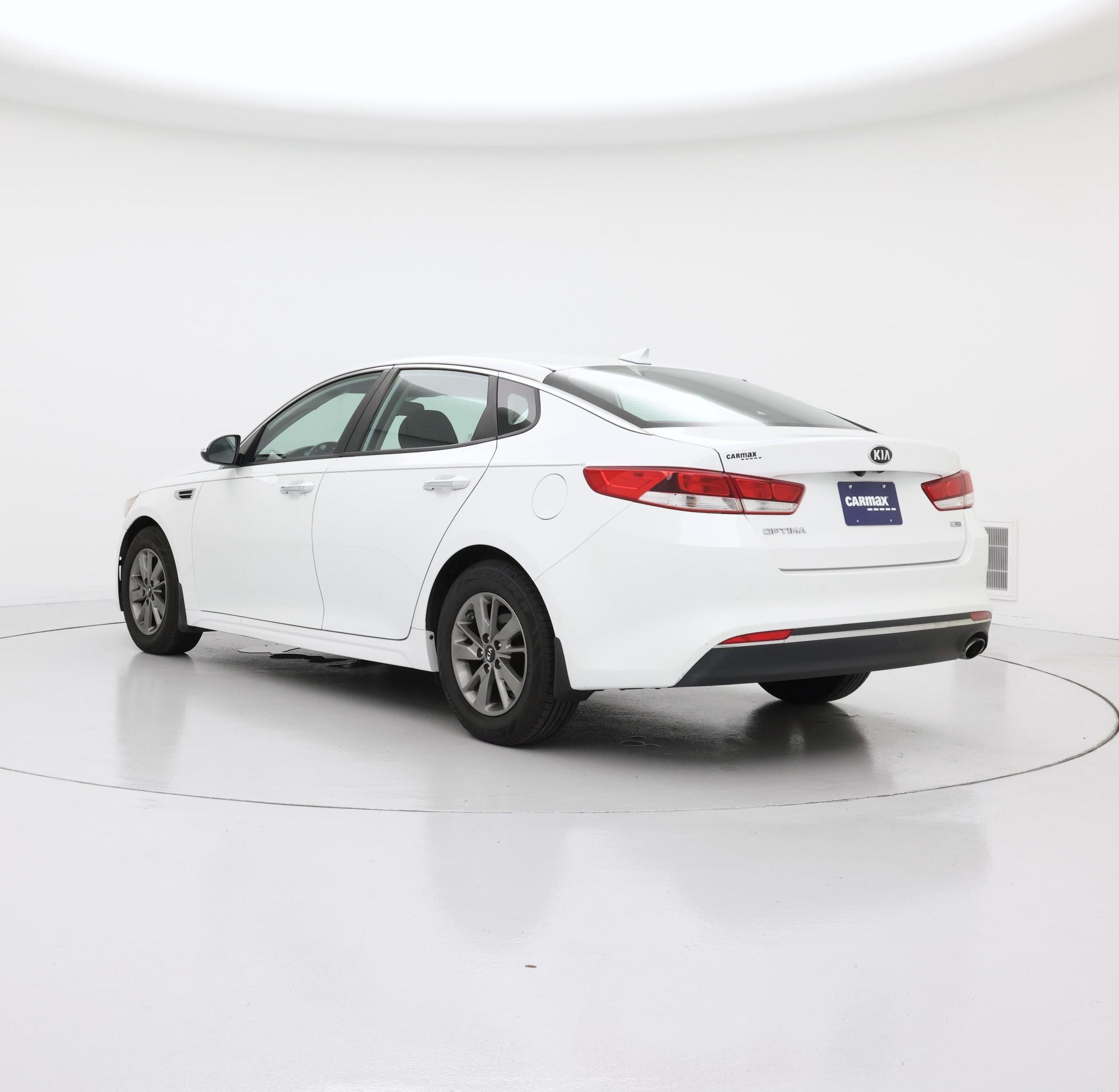 Thumbnail: 2018 Kia Optima - 2