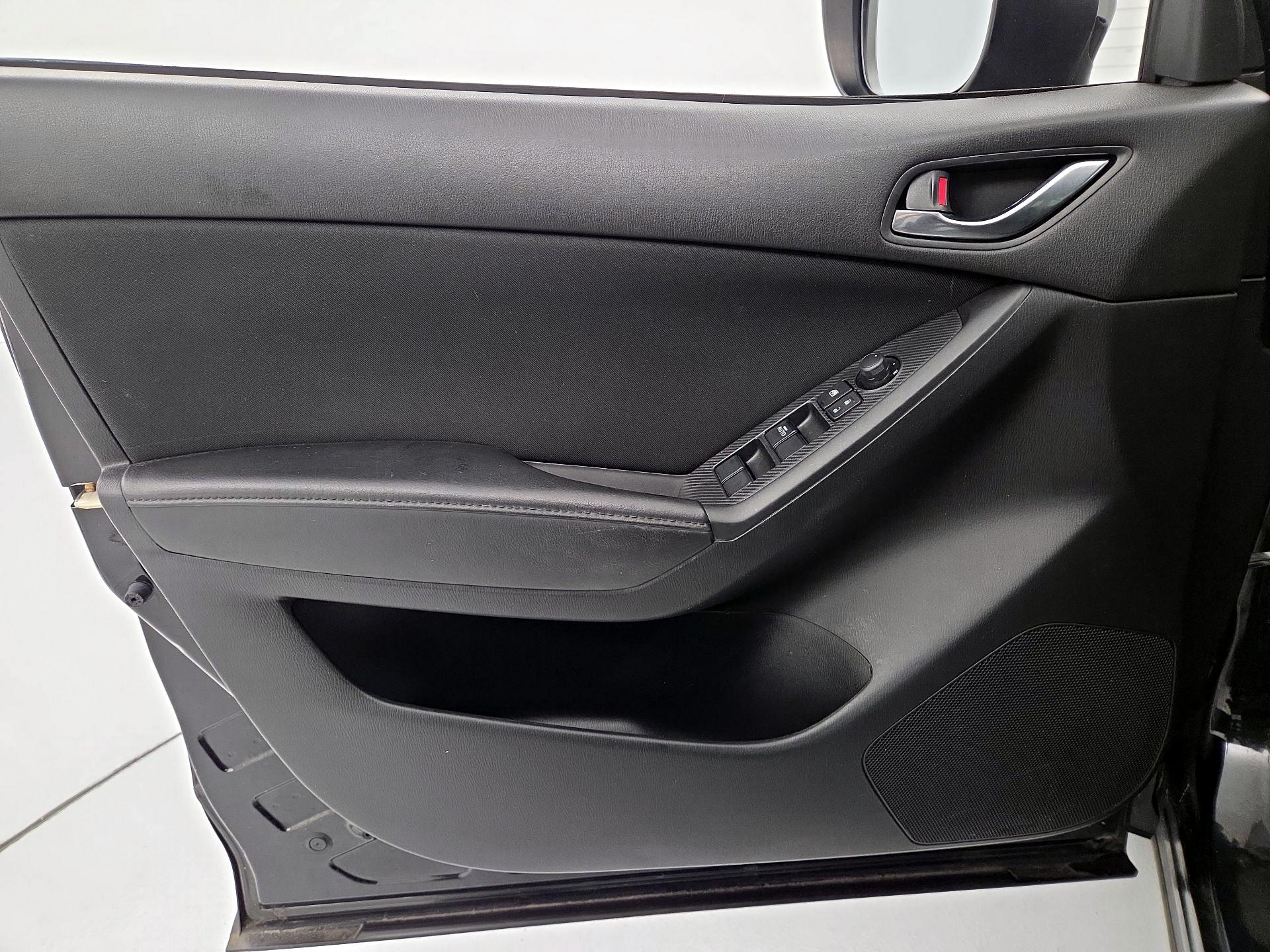 Thumbnail: 2016 Mazda CX-5 - 12