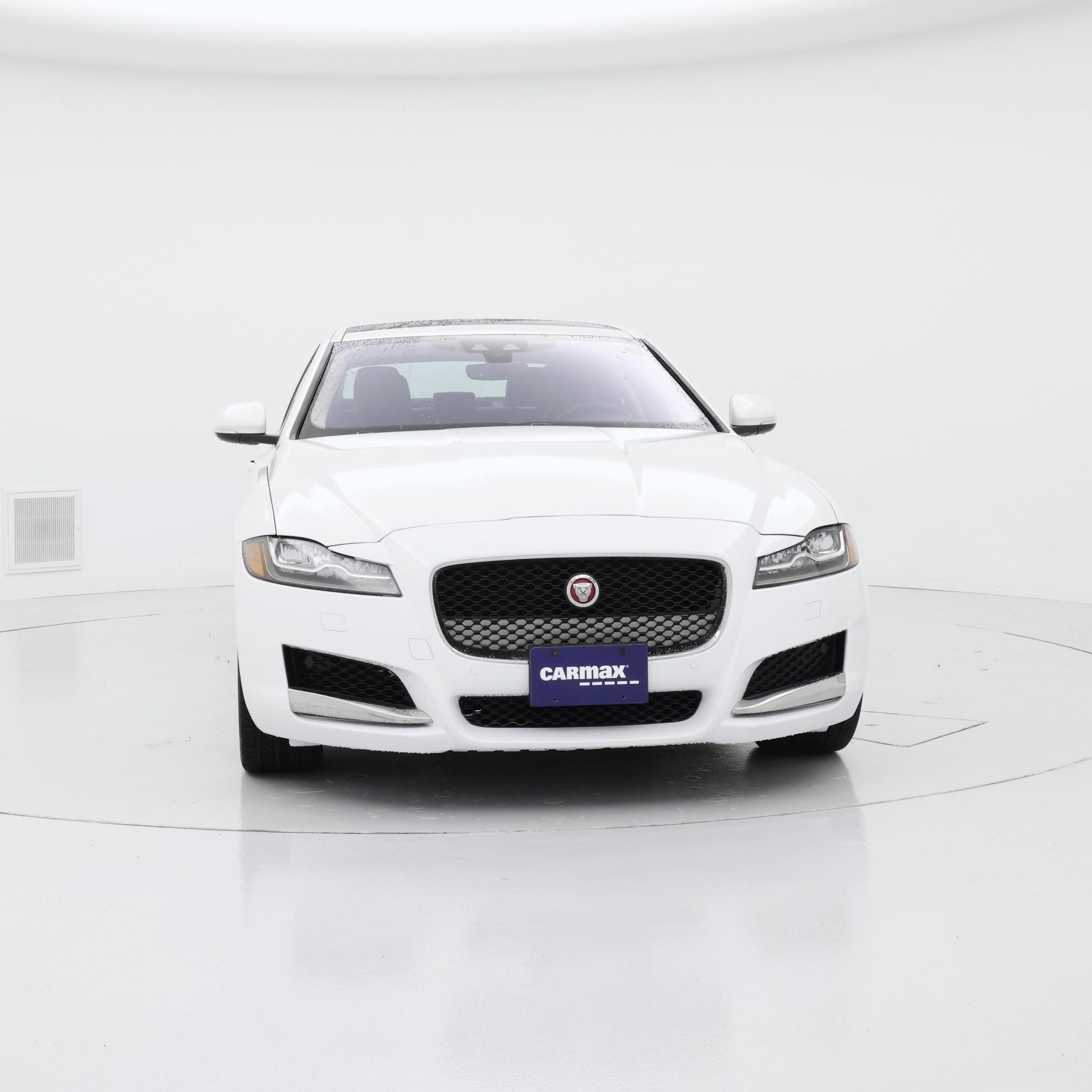 Thumbnail: 2020 Jaguar XF - 5