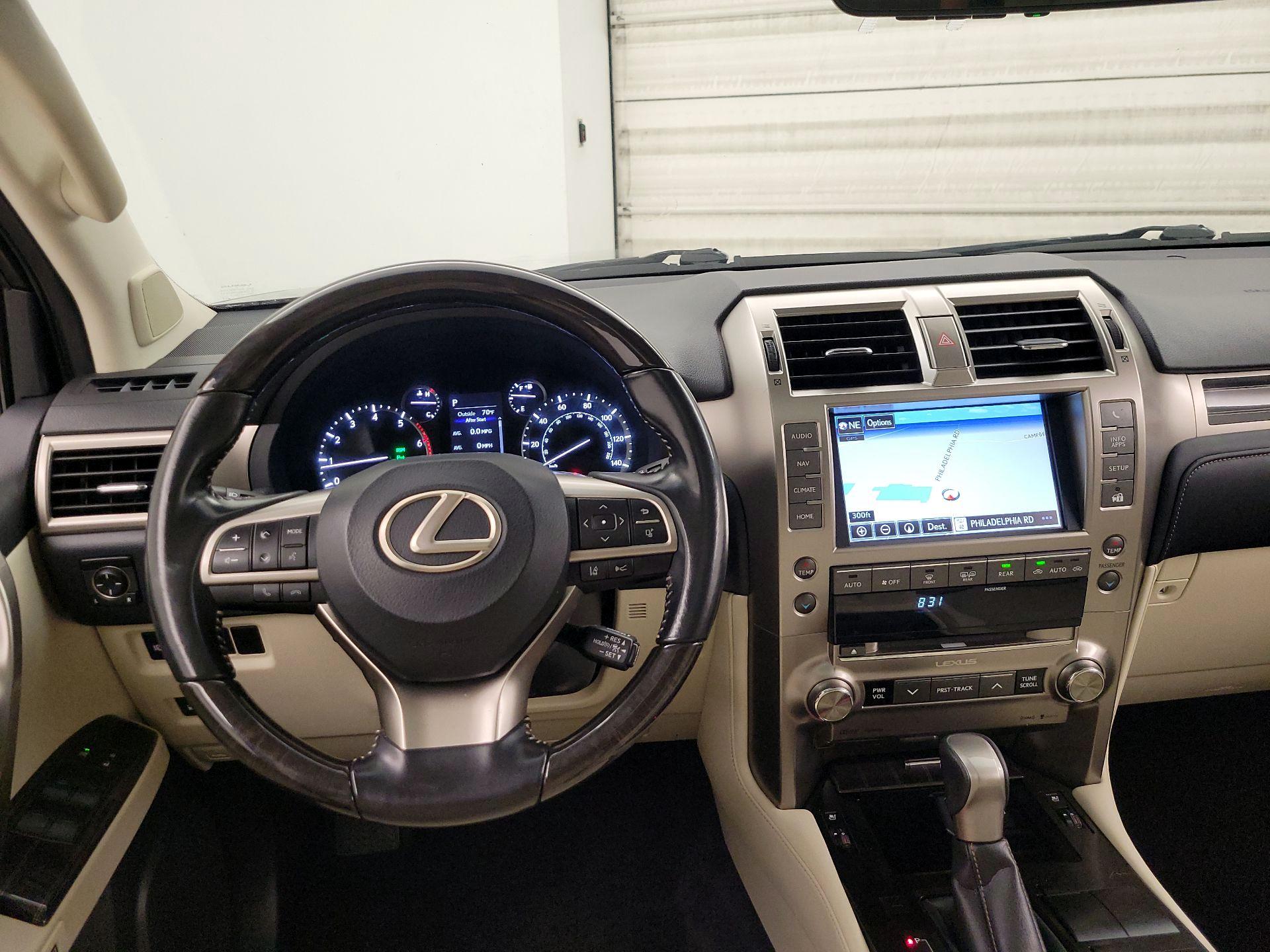 Thumbnail: 2020 Lexus GX - 9