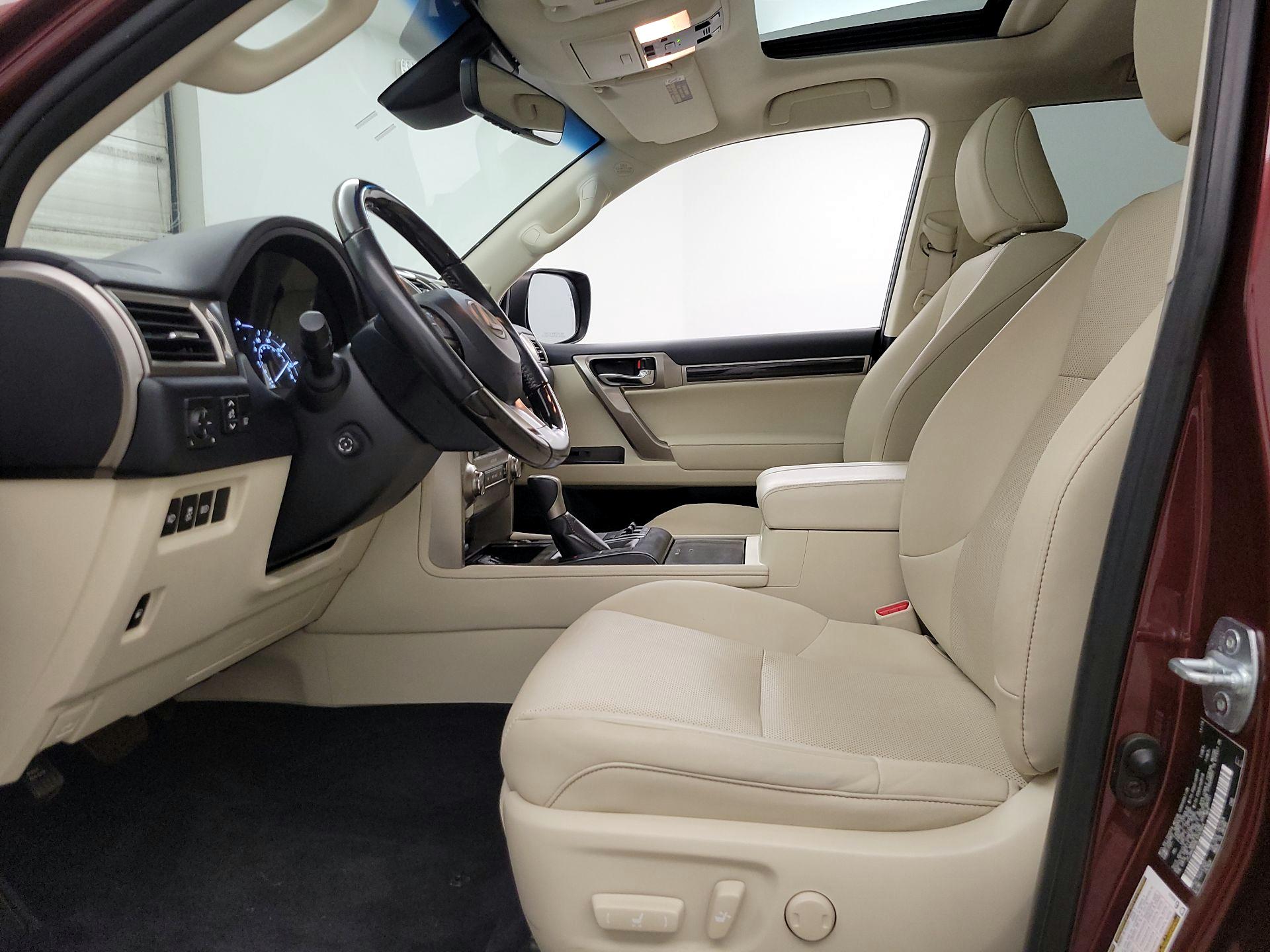 Thumbnail: 2020 Lexus GX - 11