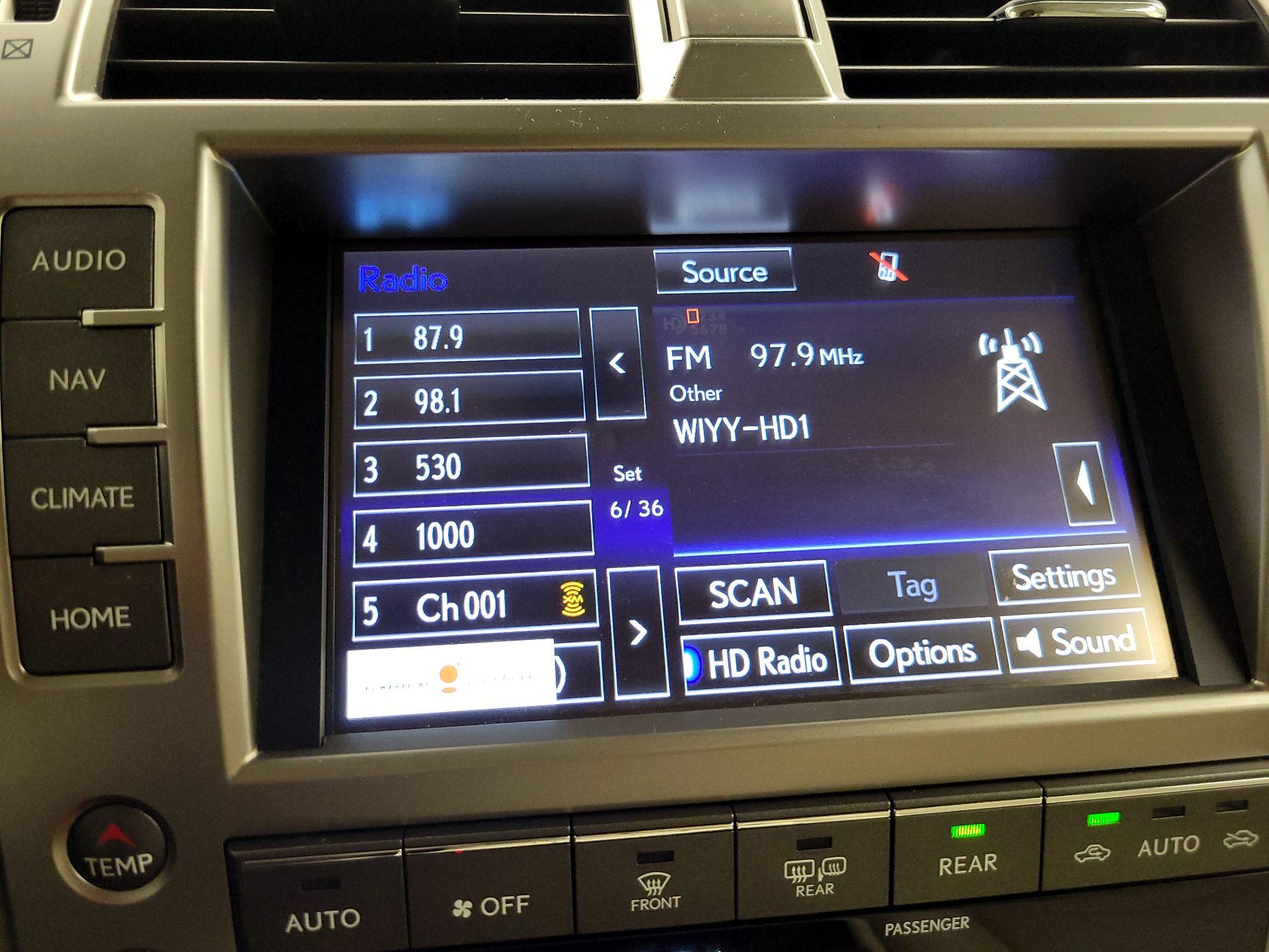 Thumbnail: 2020 Lexus GX - 16