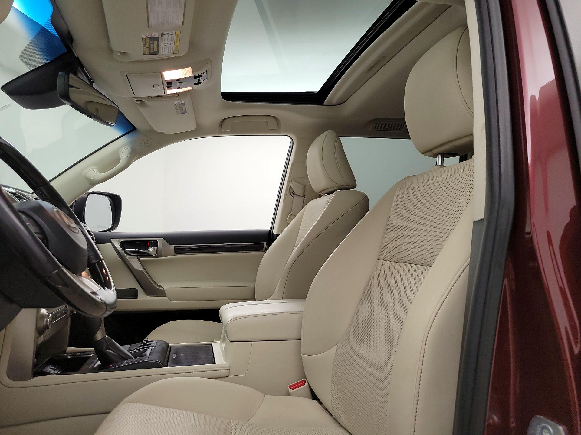 Thumbnail: 2020 Lexus GX - 20