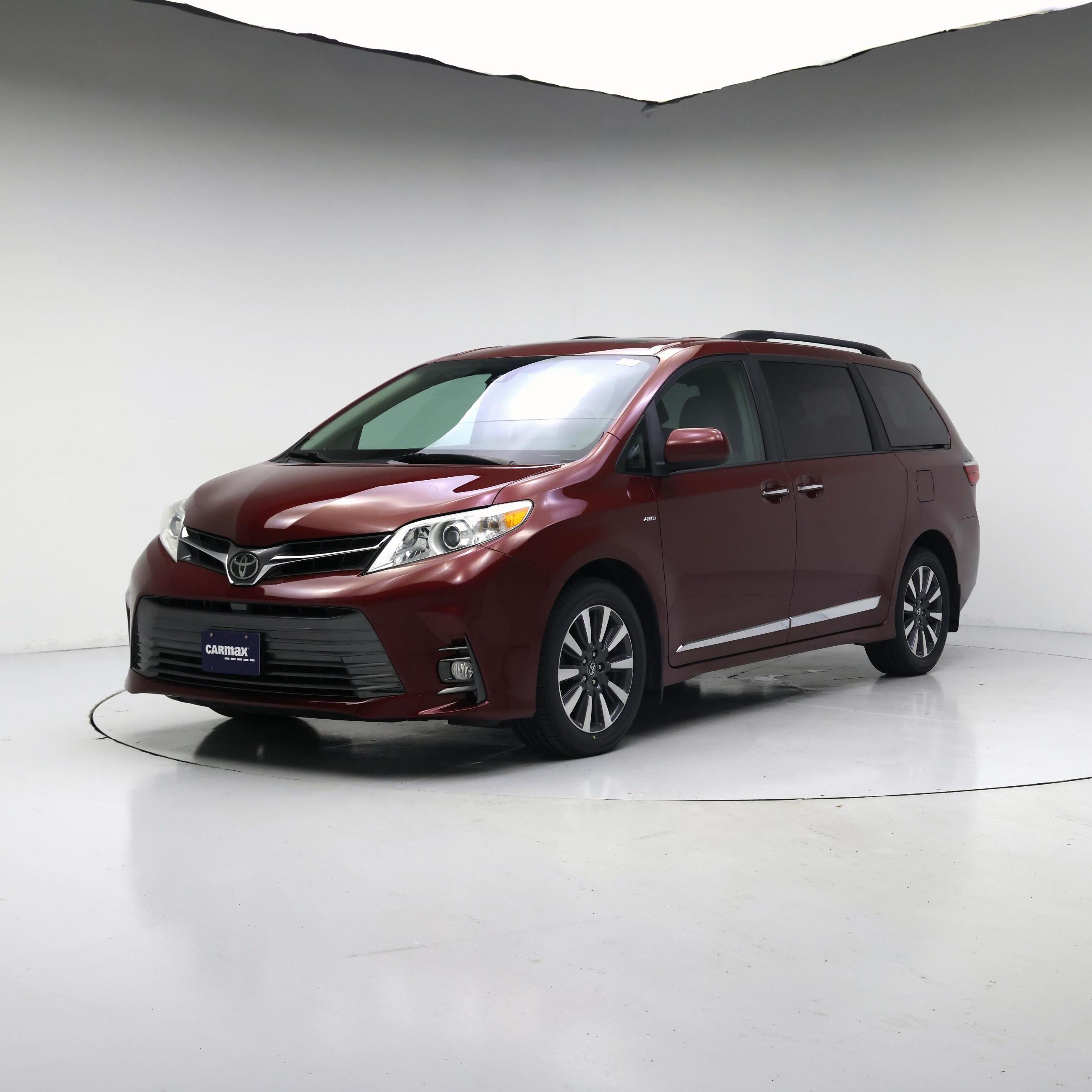 Thumbnail: 2018 Toyota Sienna - 4