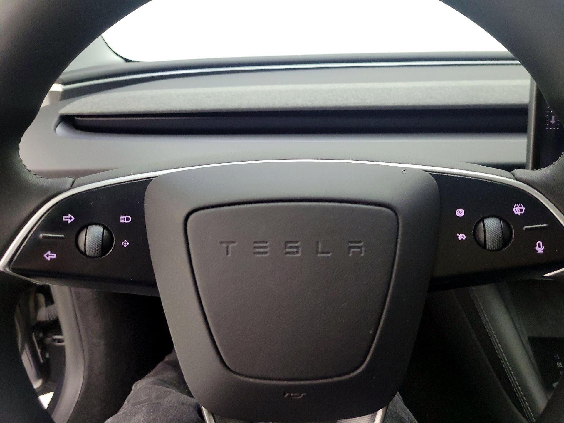 Thumbnail: 2025 Tesla Model 3 - 11