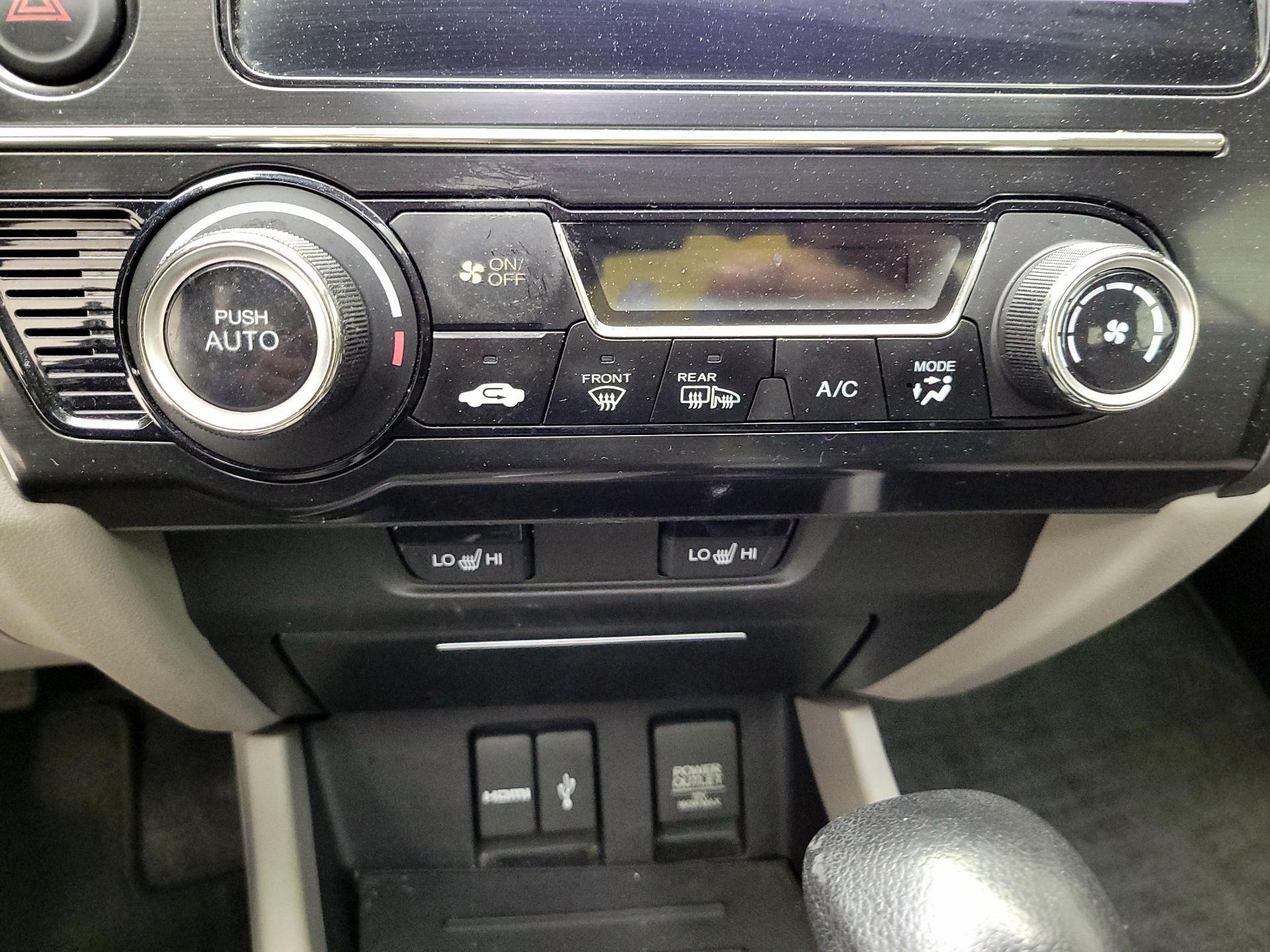 Thumbnail: 2014 Honda Civic - 16