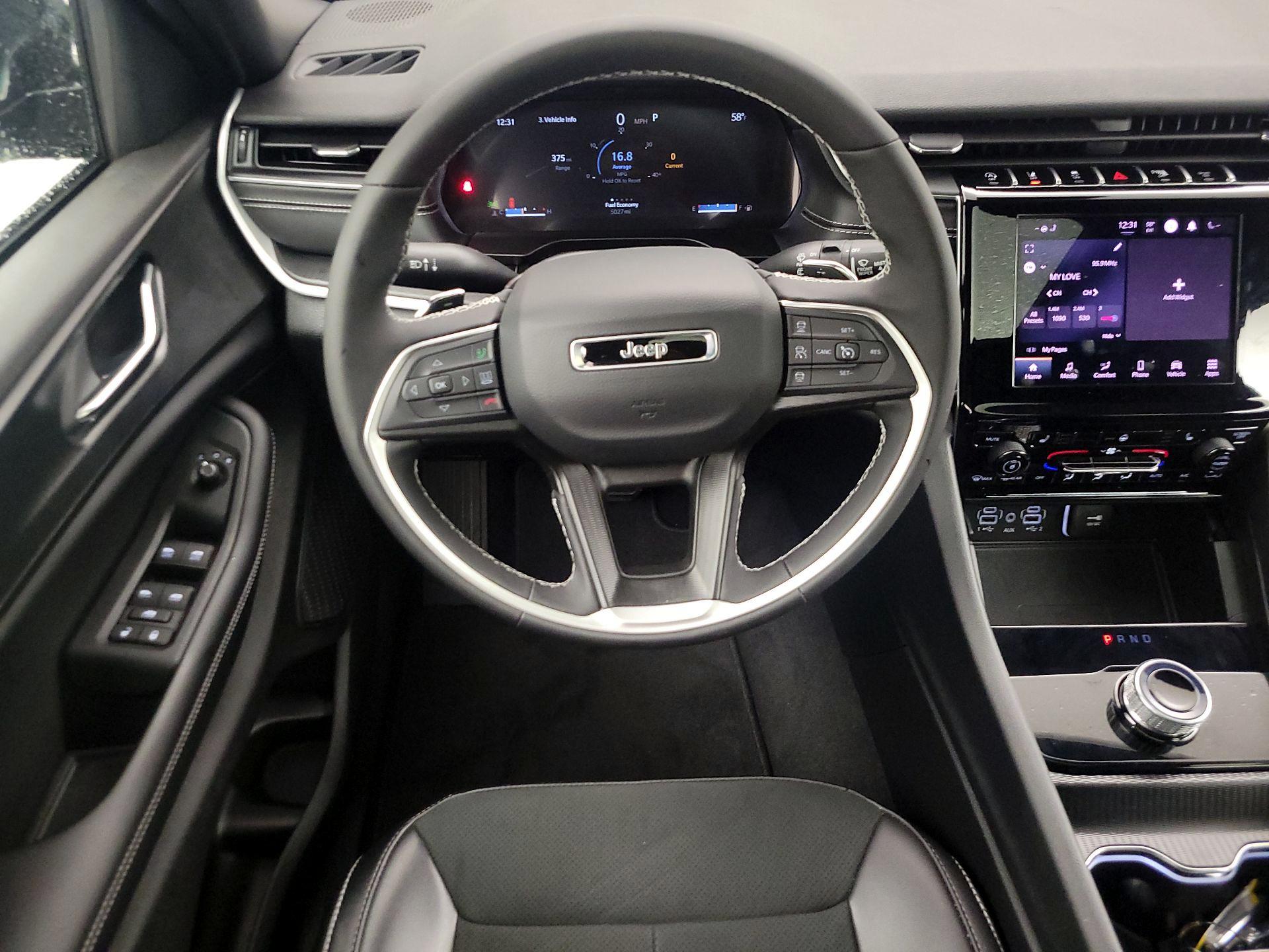 Thumbnail: 2025 Jeep Grand Cherokee - 10