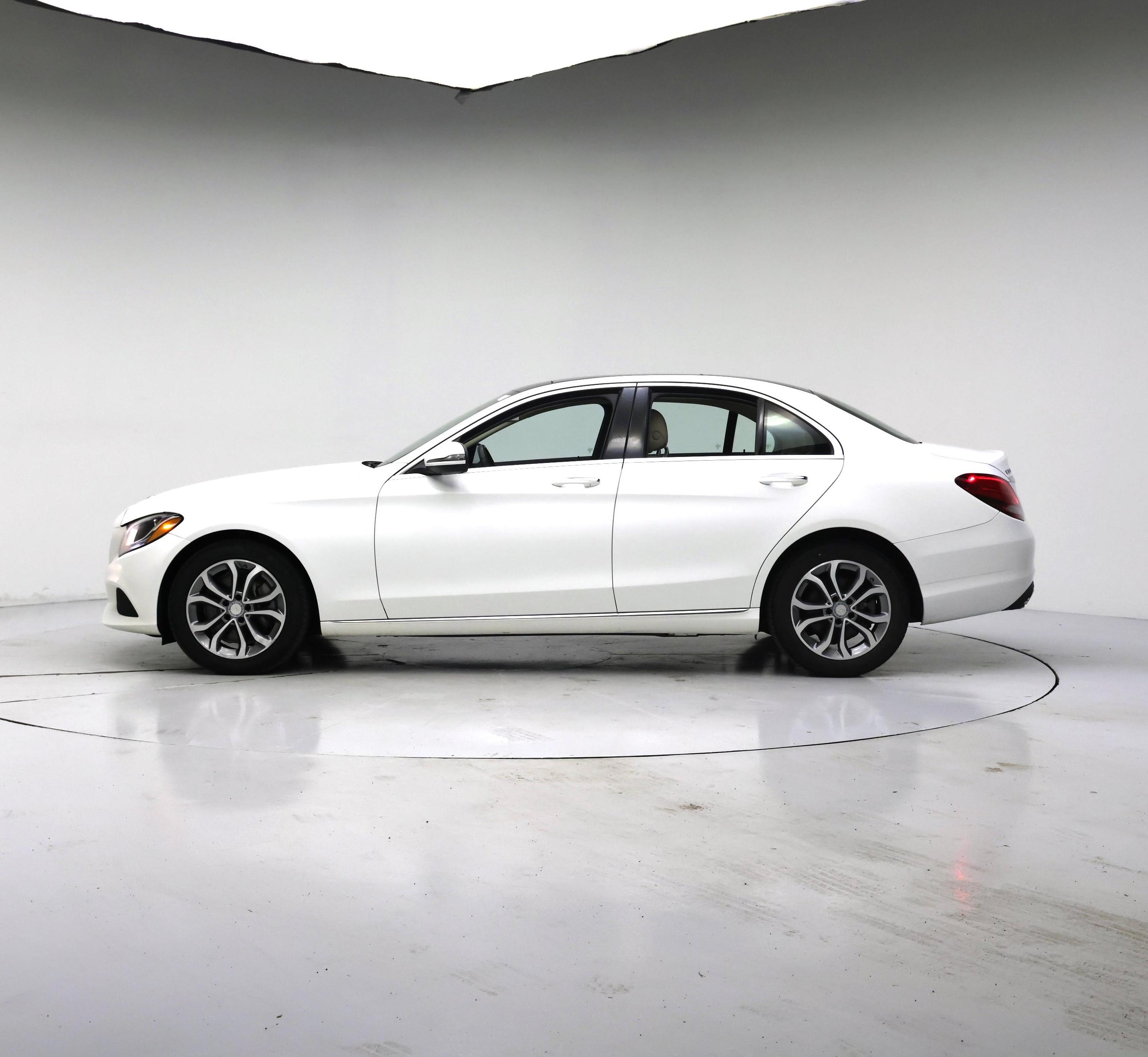 Thumbnail: 2017 Mercedes-Benz C-Class - 3