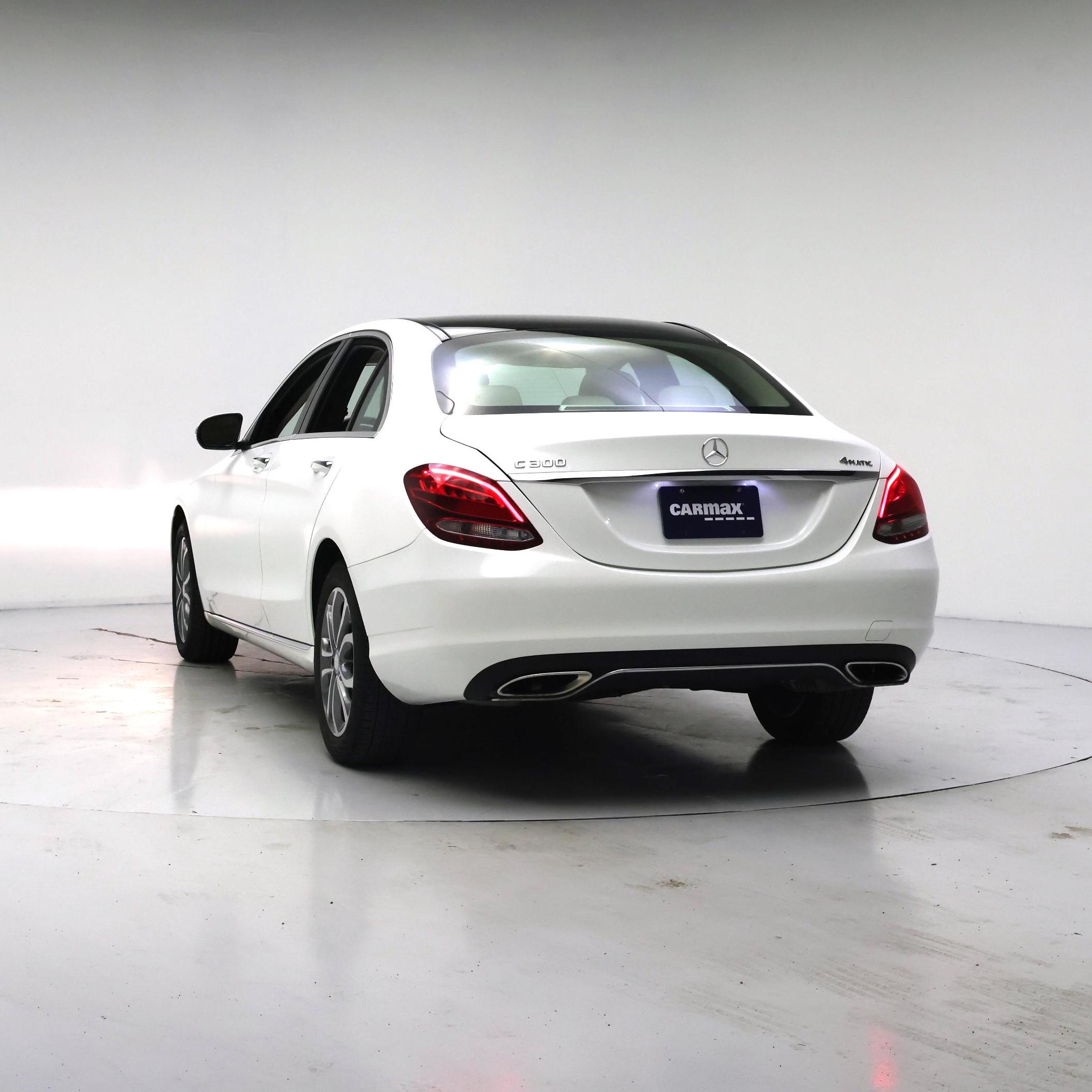 Thumbnail: 2017 Mercedes-Benz C-Class - 6