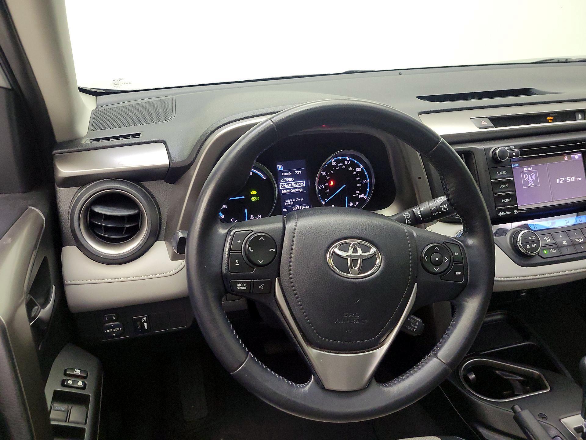 Thumbnail: 2016 Toyota RAV4 - 10