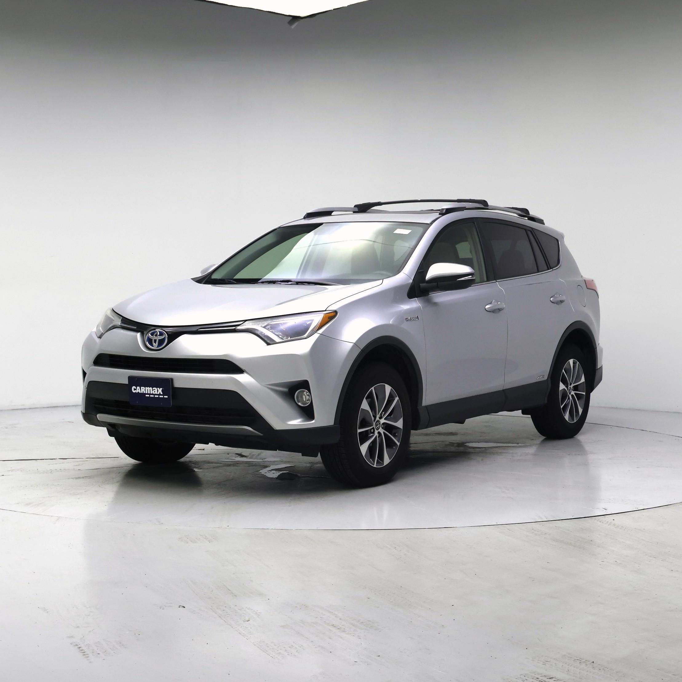 Thumbnail: 2016 Toyota RAV4 - 4