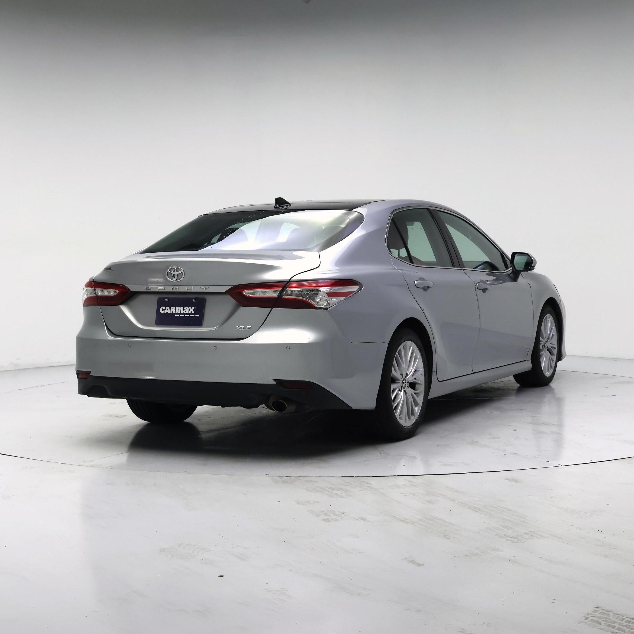 Thumbnail: 2020 Toyota Camry - 8