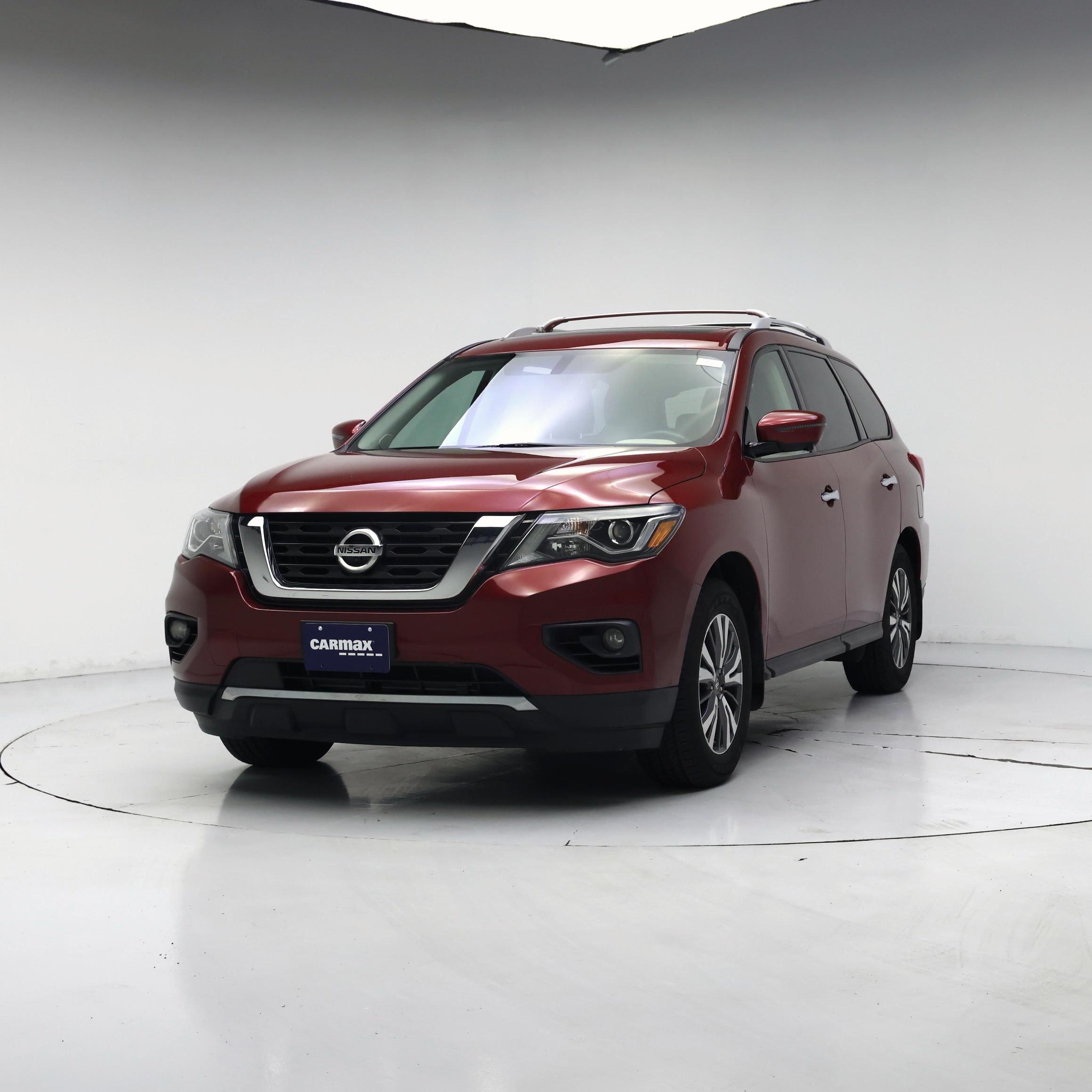 Thumbnail: 2017 Nissan Pathfinder - 4