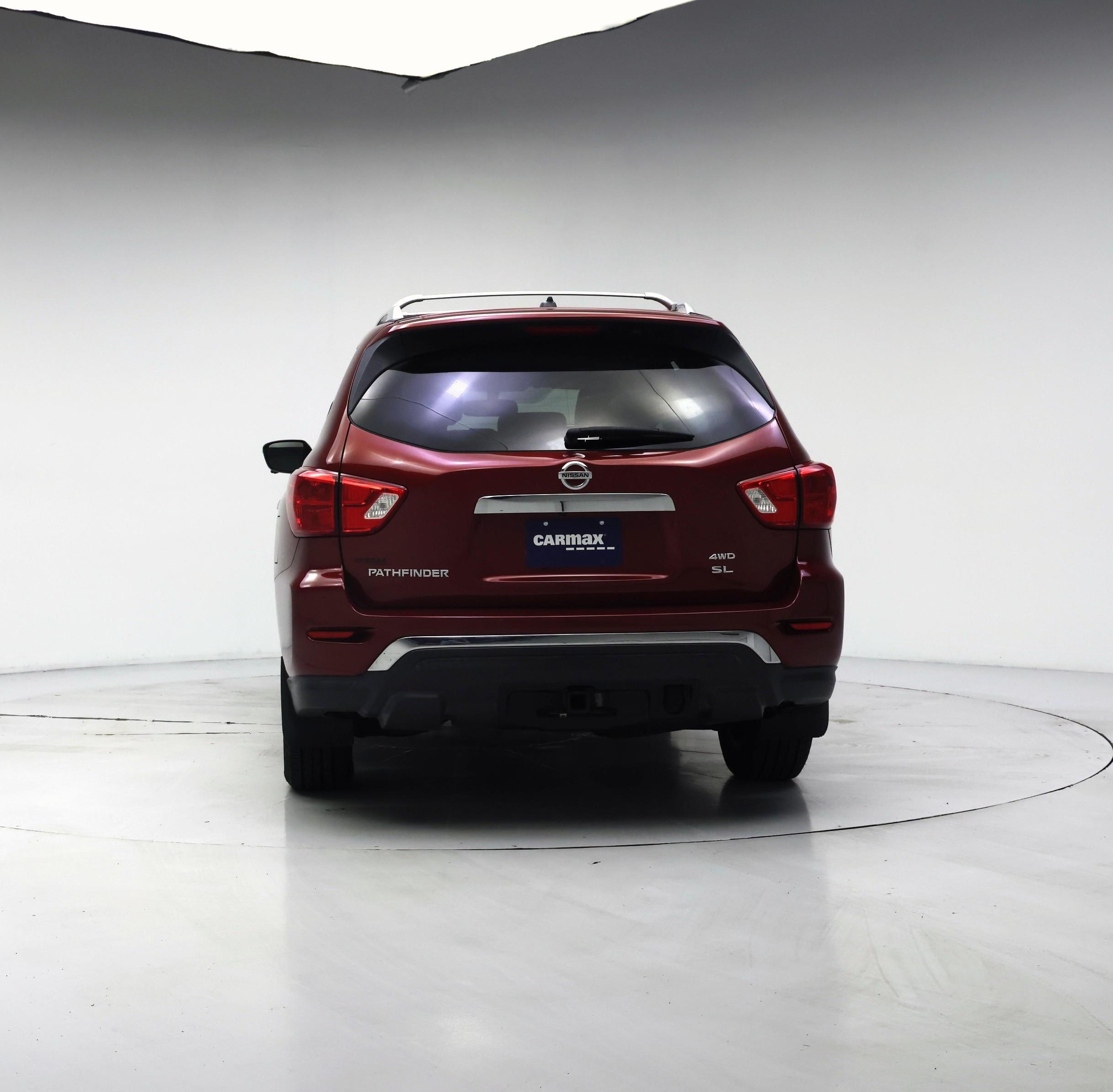 Thumbnail: 2017 Nissan Pathfinder - 6