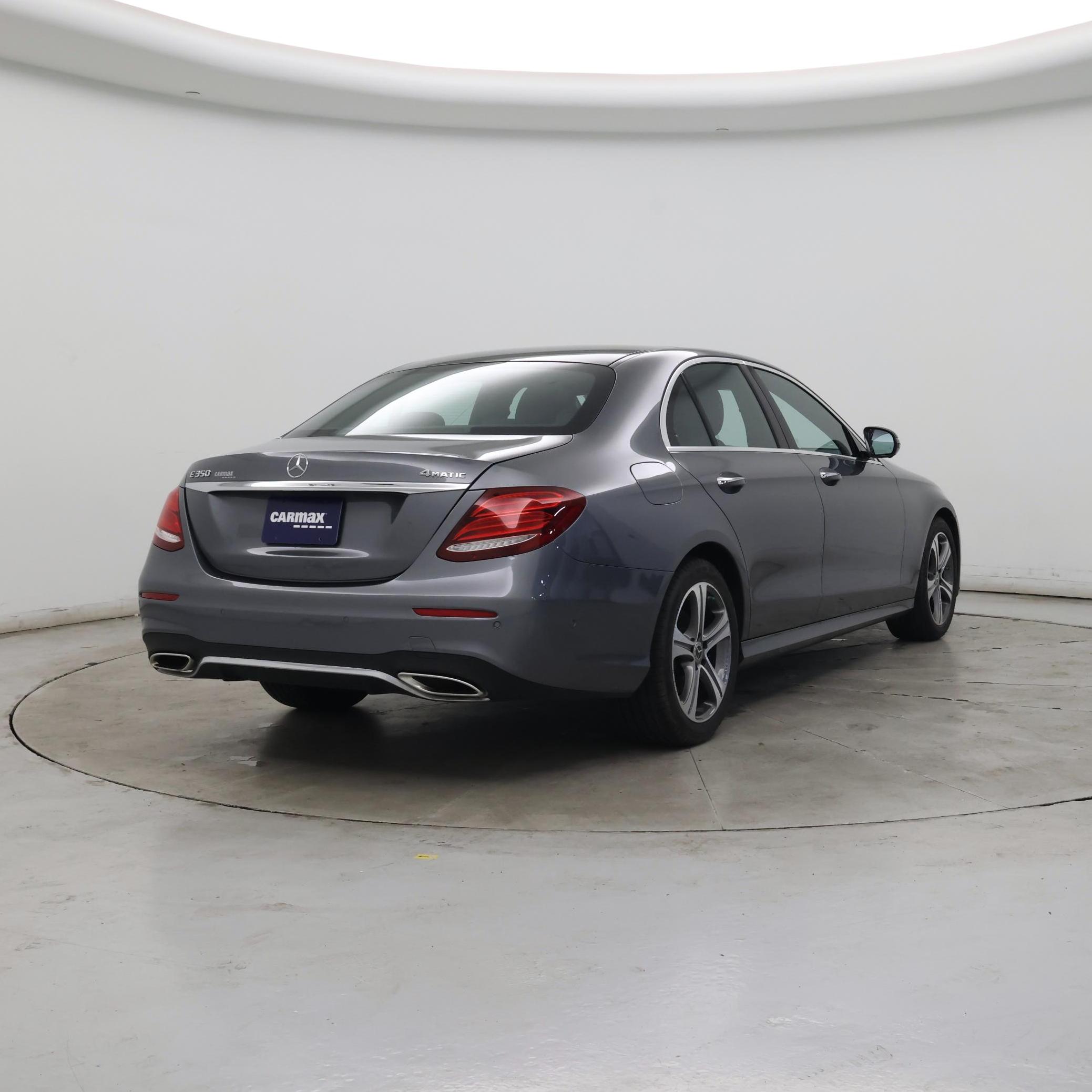 Thumbnail: 2020 Mercedes-Benz E-Class - 8