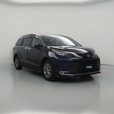 2022 Toyota Sienna Hybrid XLE