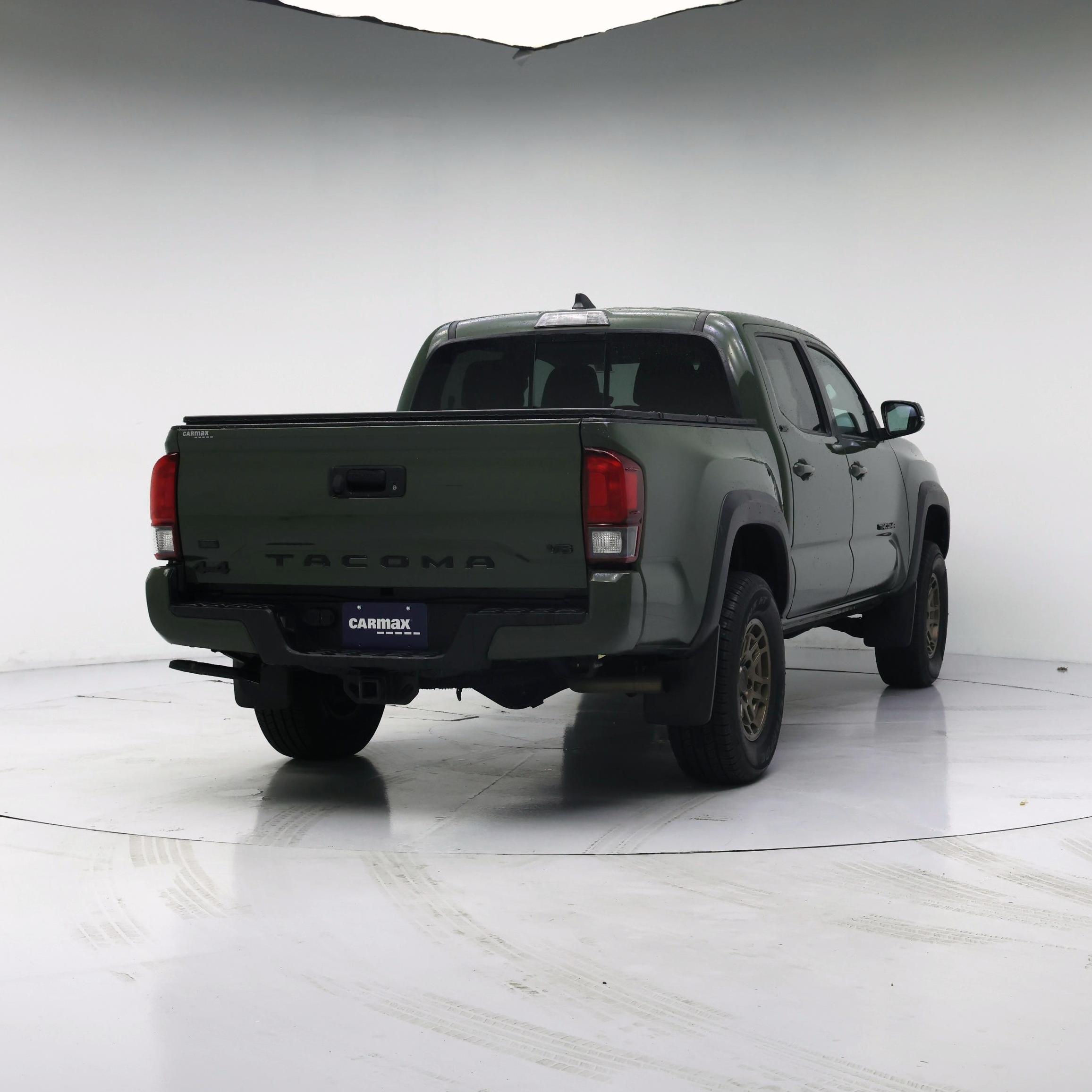Thumbnail: 2022 Toyota Tacoma - 8