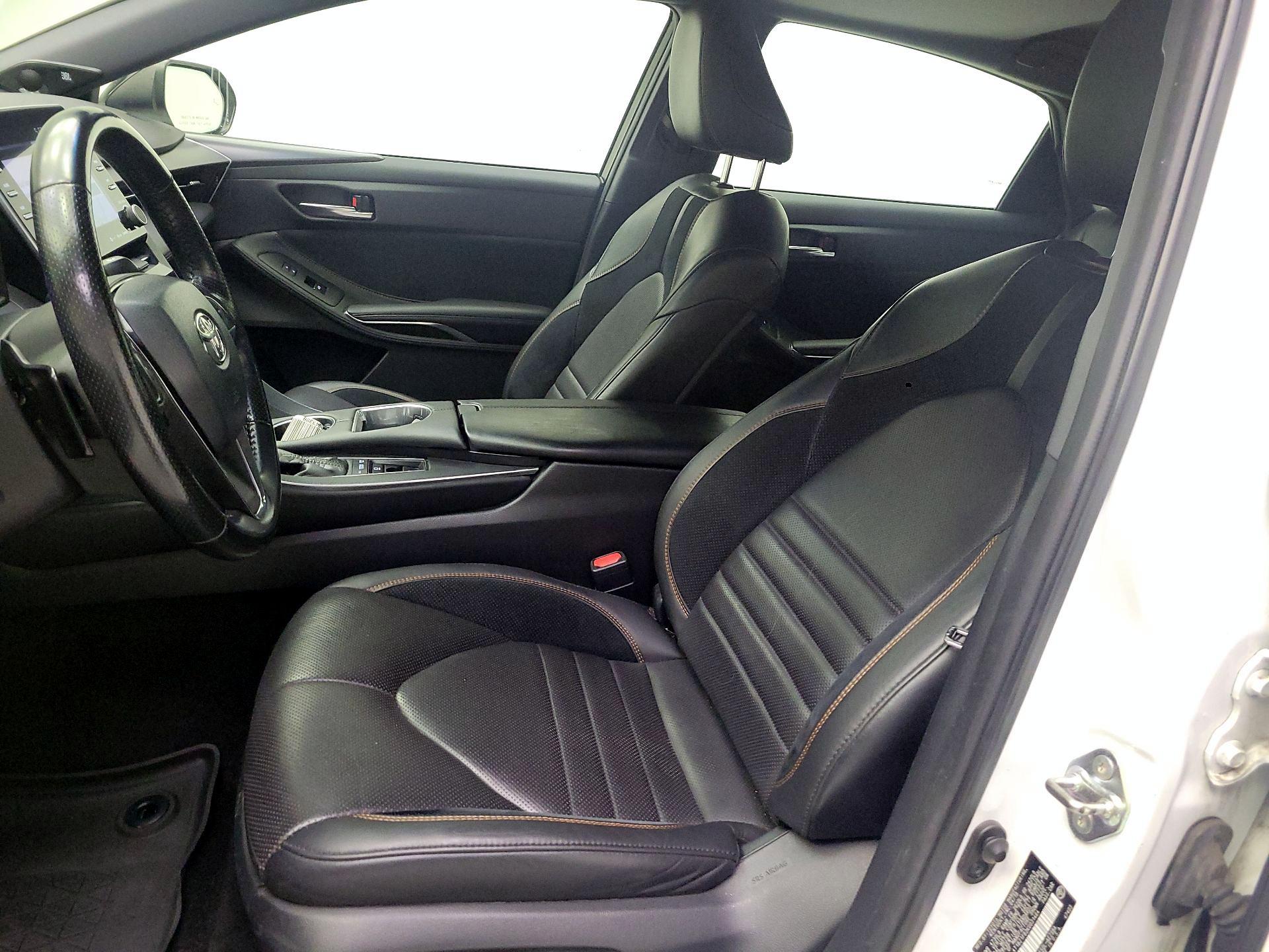 Thumbnail: 2019 Toyota Avalon - 11