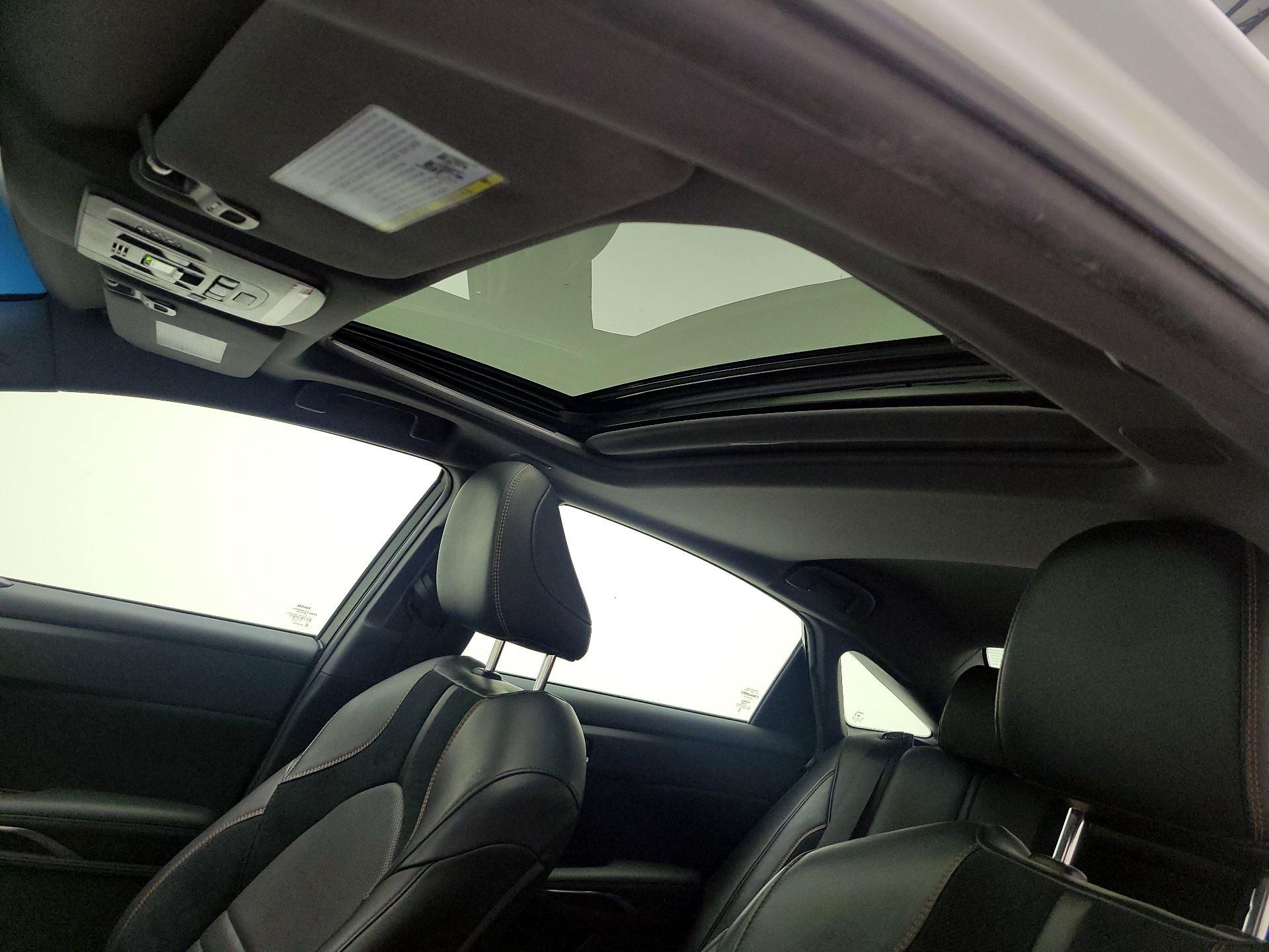 Thumbnail: 2019 Toyota Avalon - 20
