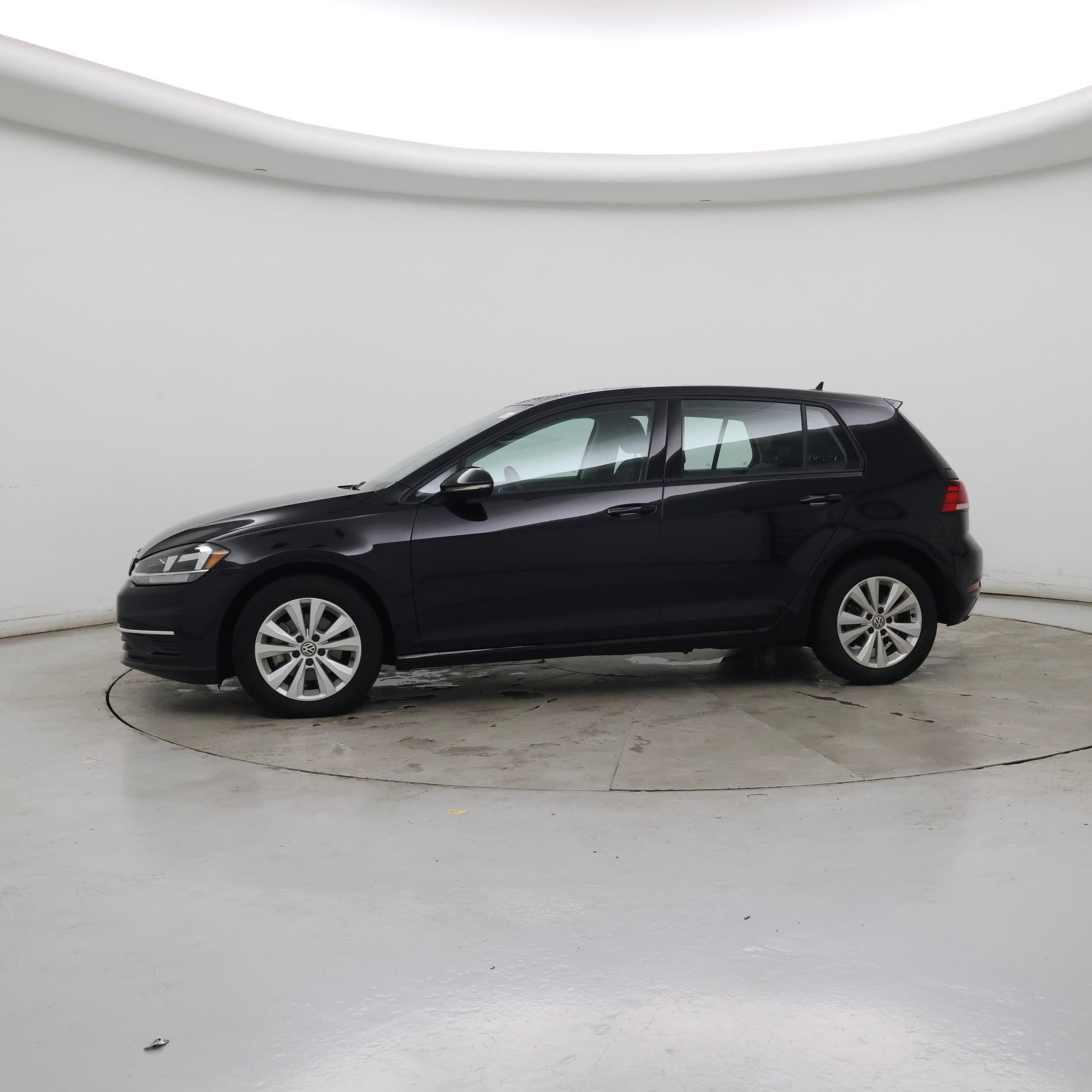 Thumbnail: 2021 Volkswagen Golf - 3
