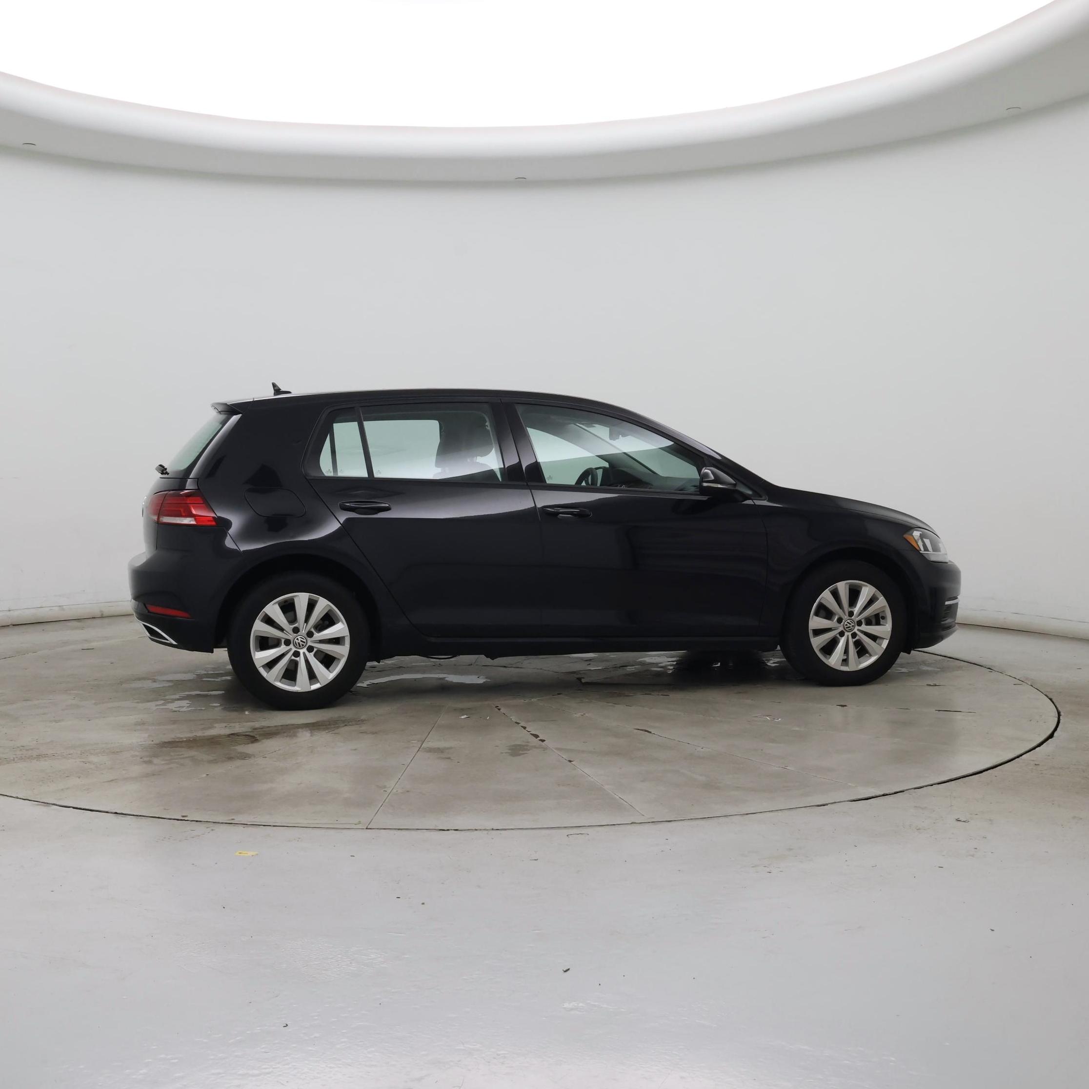 Thumbnail: 2021 Volkswagen Golf - 7