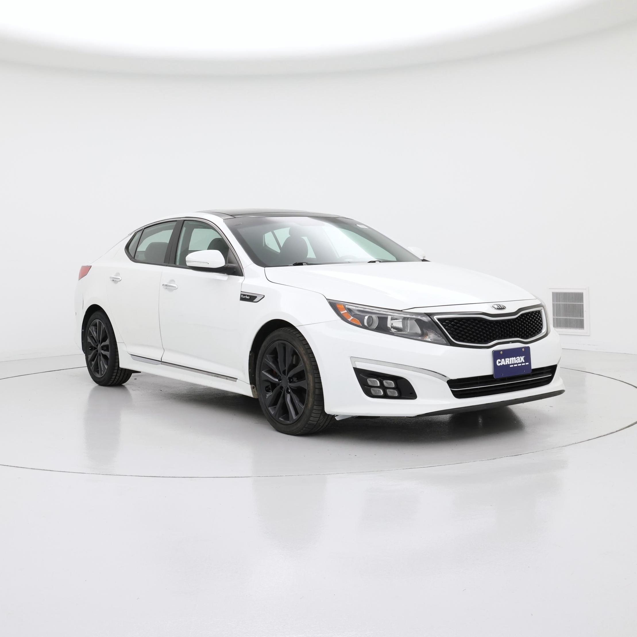 White 2015 Kia Optima Sedan Front-Wheel Drive Automatic