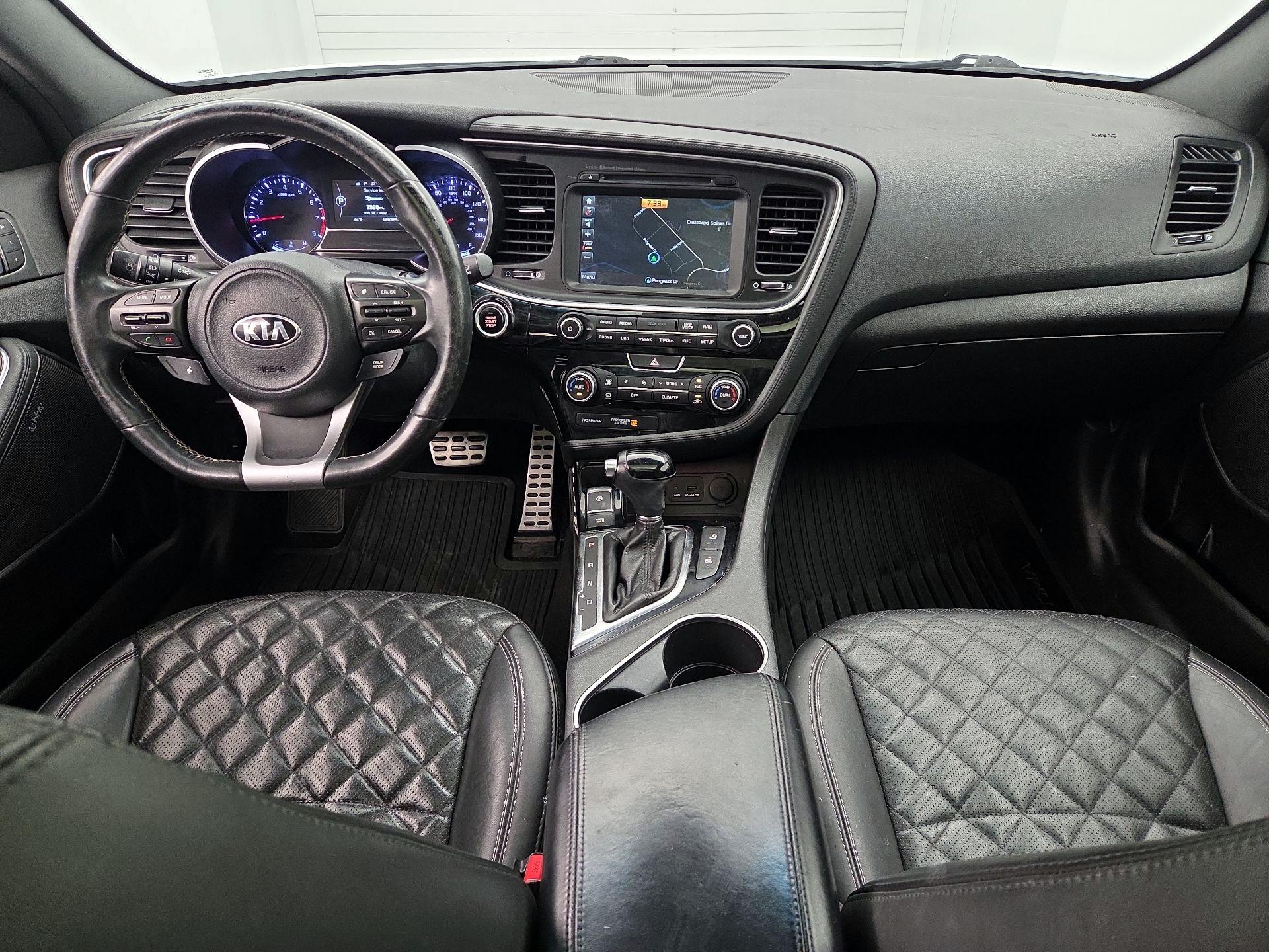 Thumbnail: 2015 Kia Optima - 9