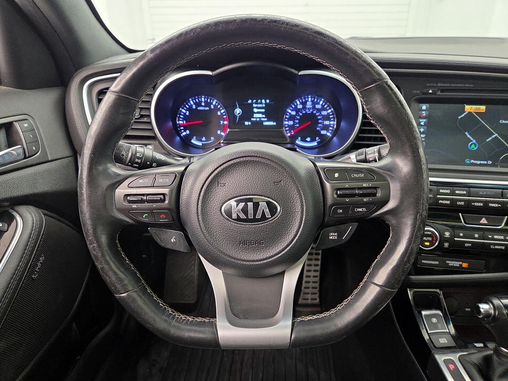 Thumbnail: 2015 Kia Optima - 10