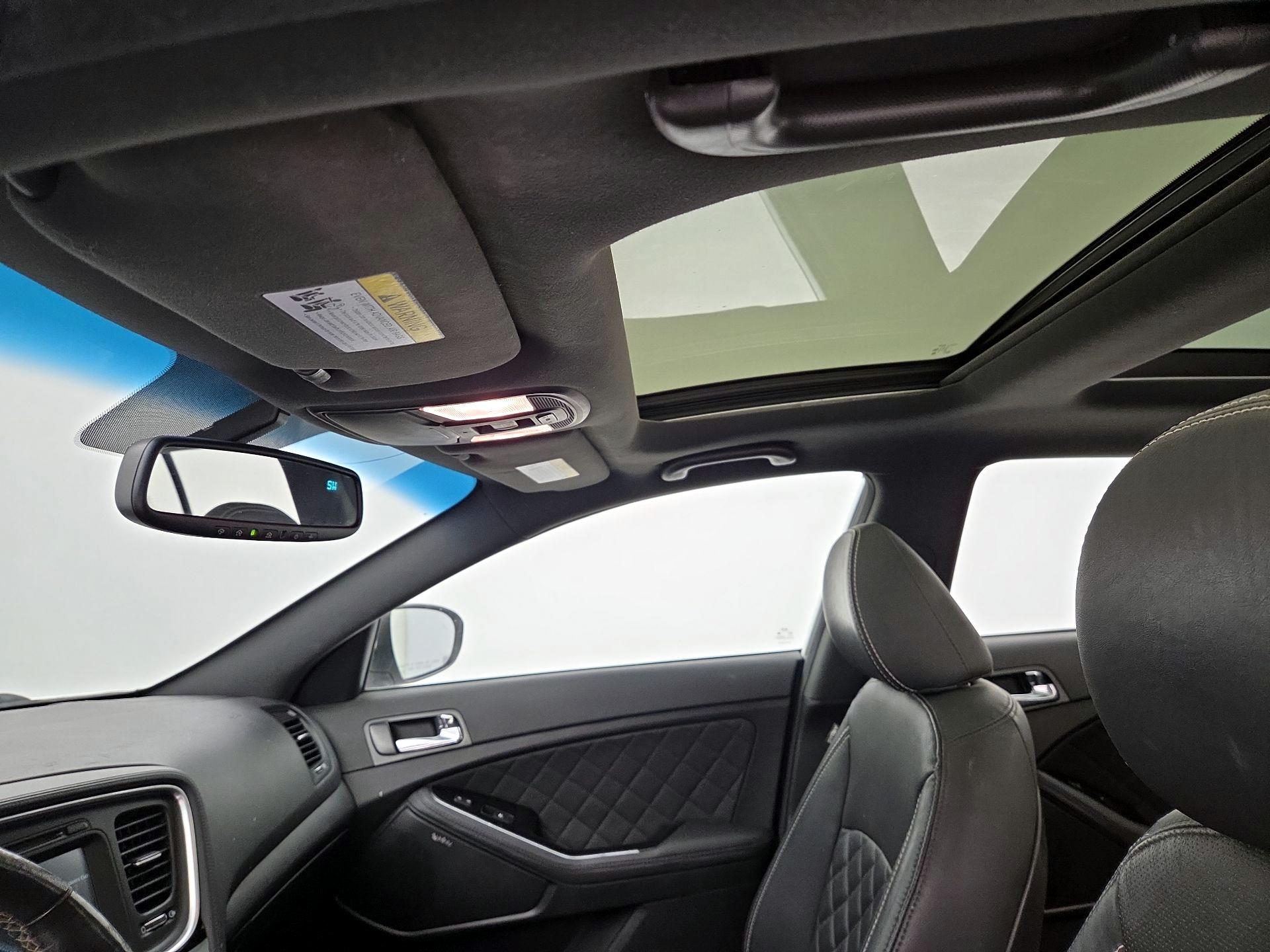 Thumbnail: 2015 Kia Optima - 20