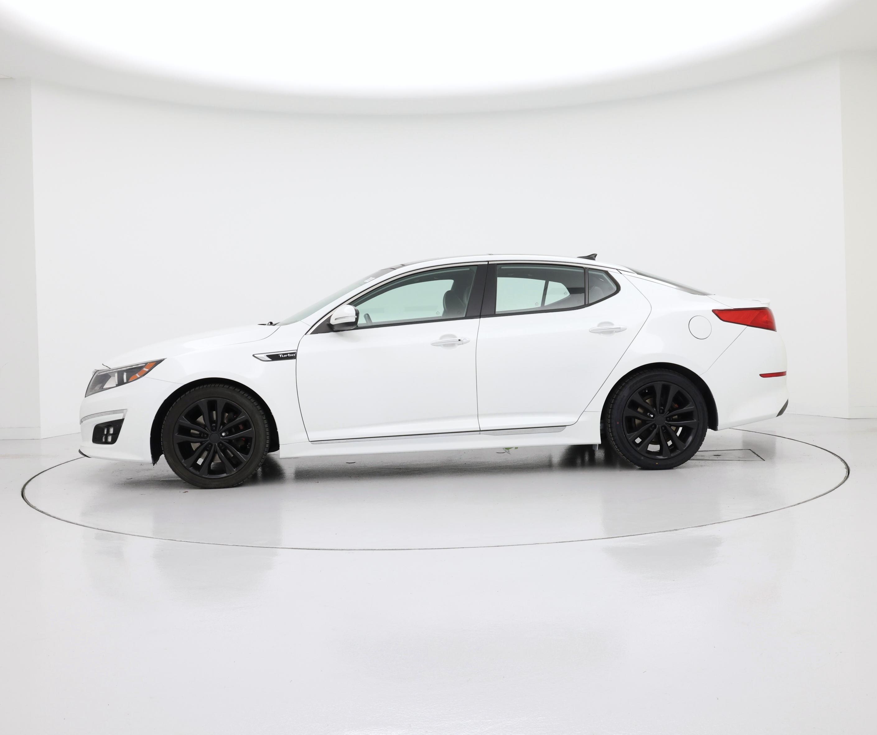 Thumbnail: 2015 Kia Optima - 3