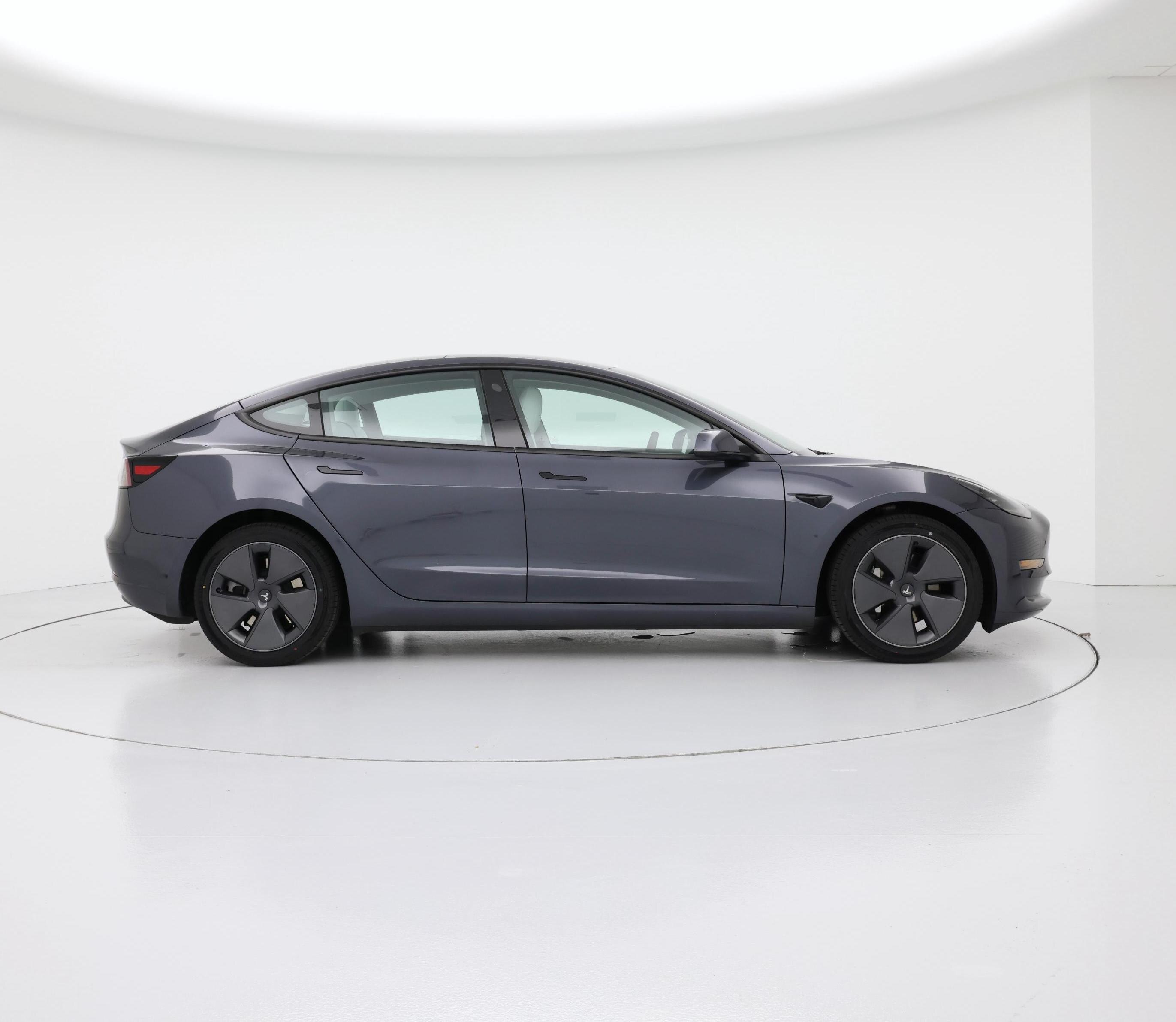 Thumbnail: 2023 Tesla Model 3 - 7