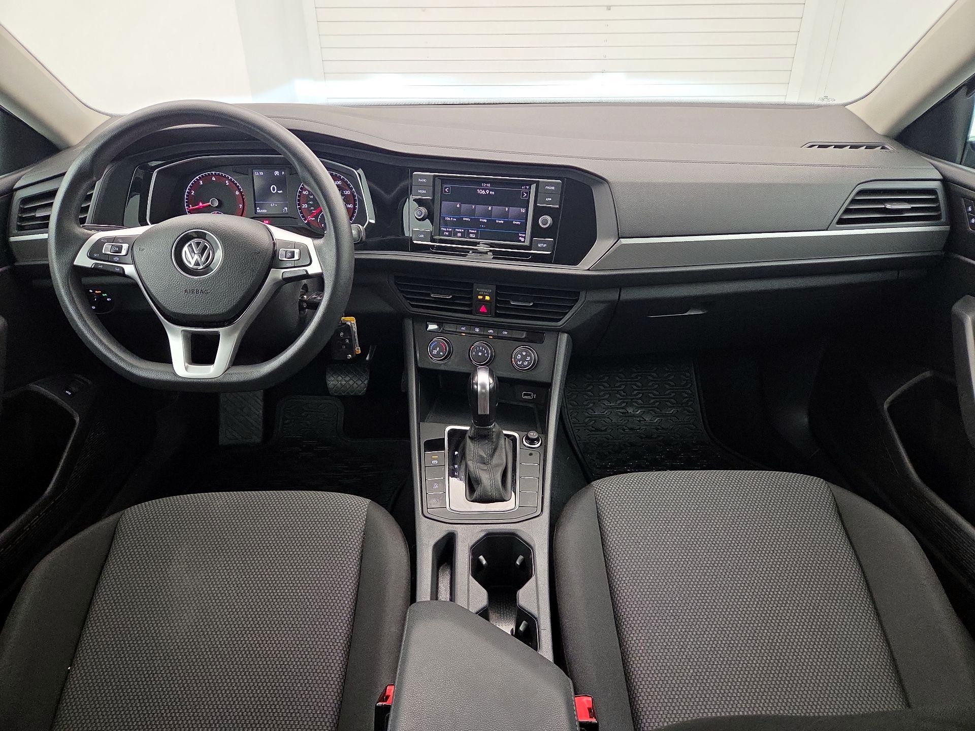 Thumbnail: 2019 Volkswagen Jetta - 9