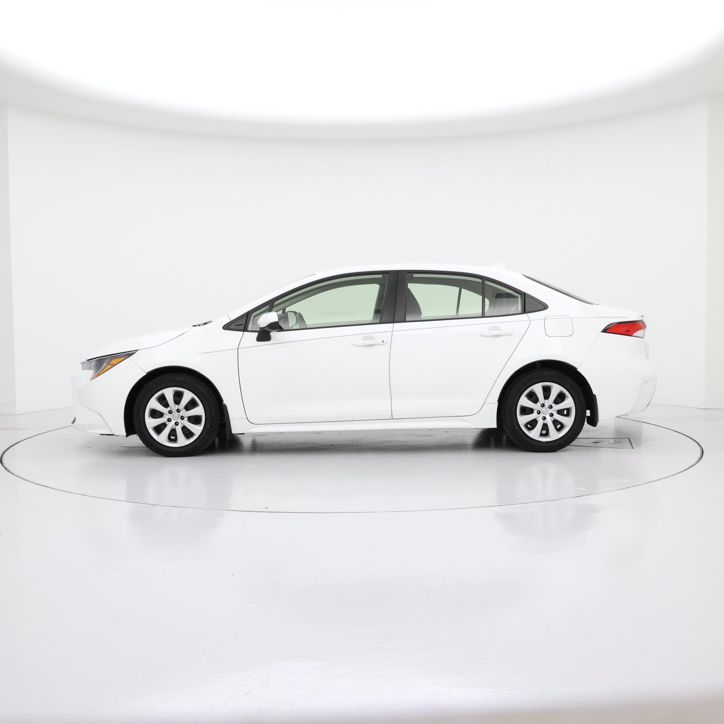 Thumbnail: 2022 Toyota Corolla - 3