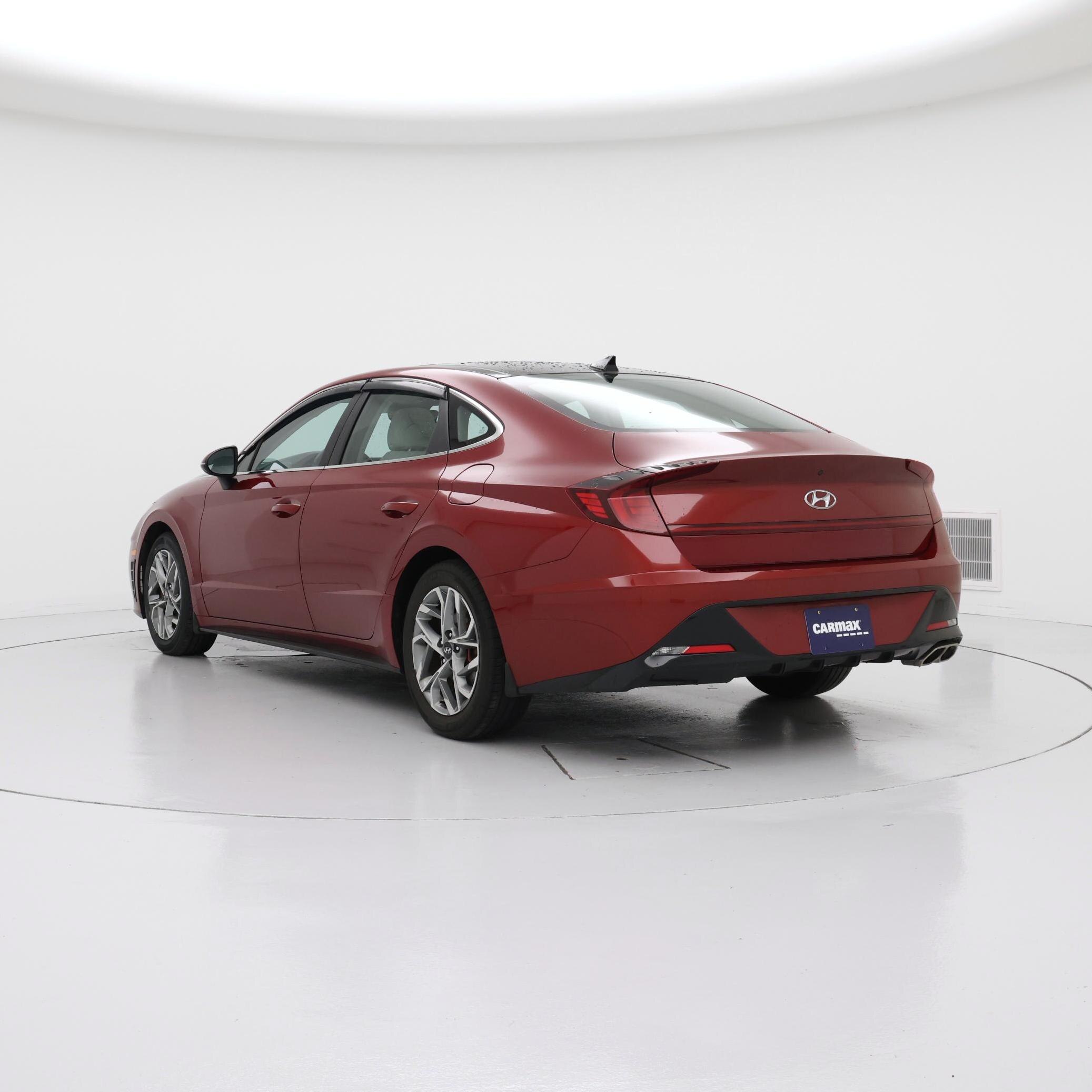 Thumbnail: 2023 Hyundai Sonata - 2
