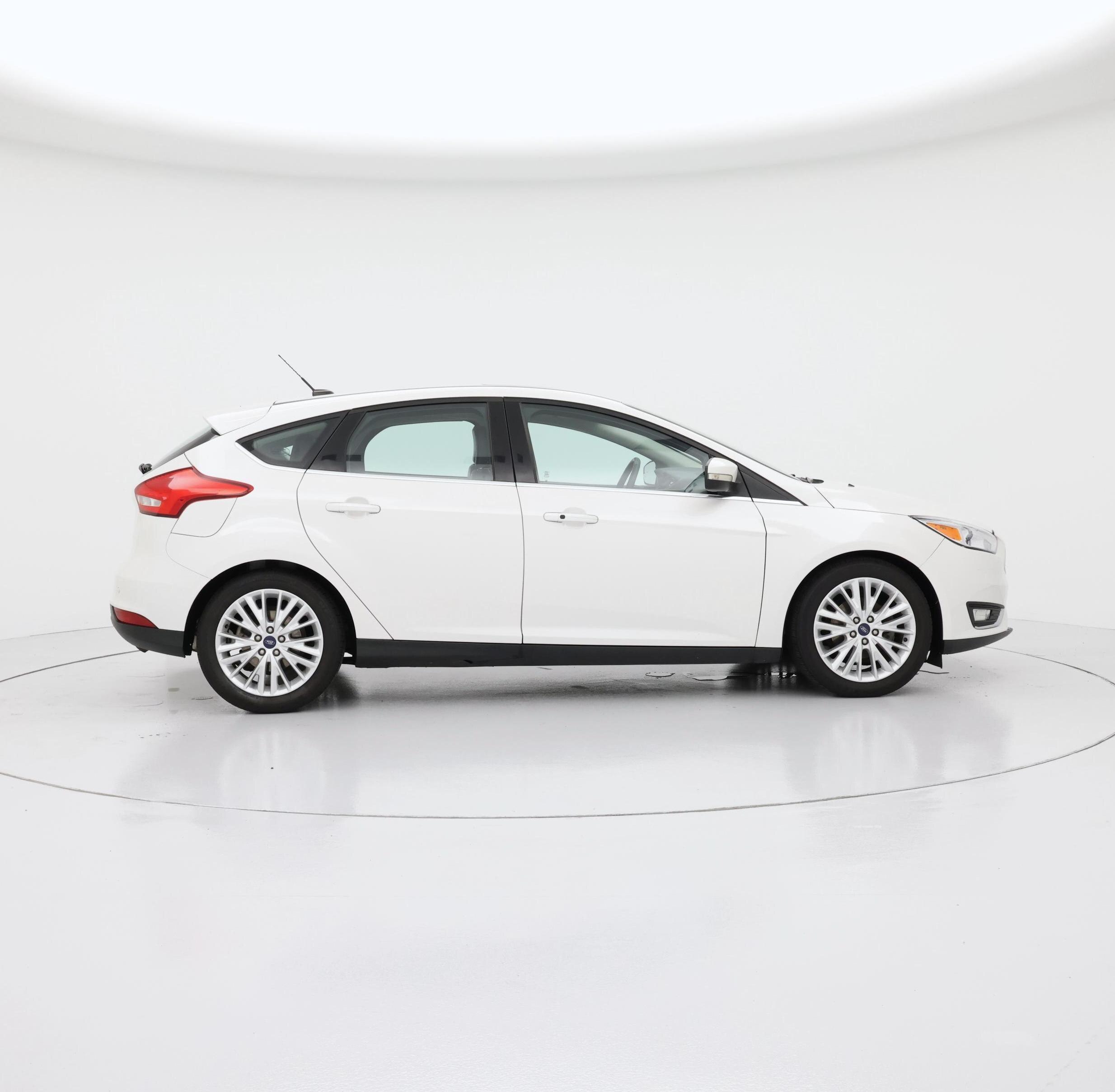 Thumbnail: 2018 Ford Focus - 7