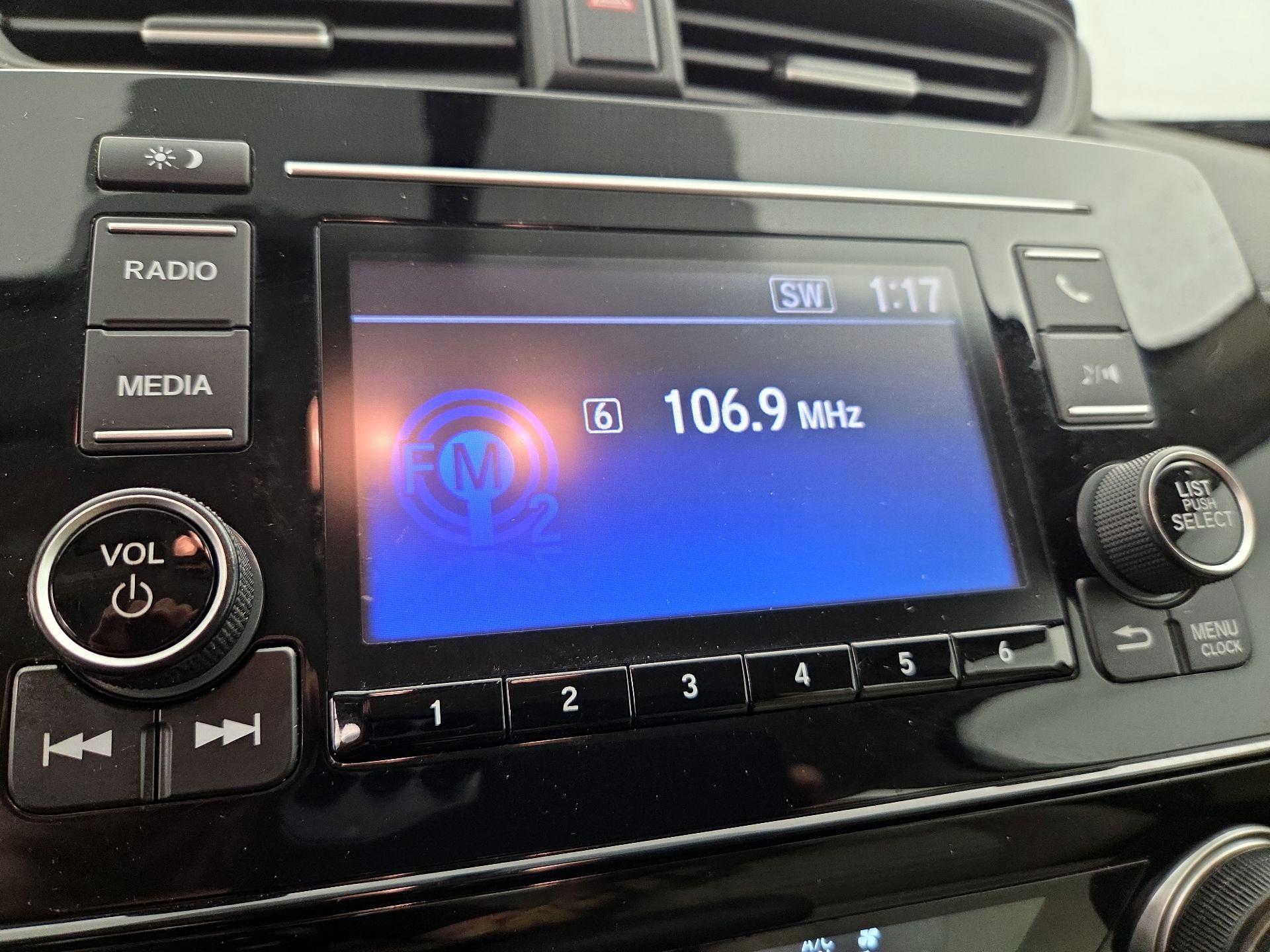 Thumbnail: 2019 Honda CR-V - 15