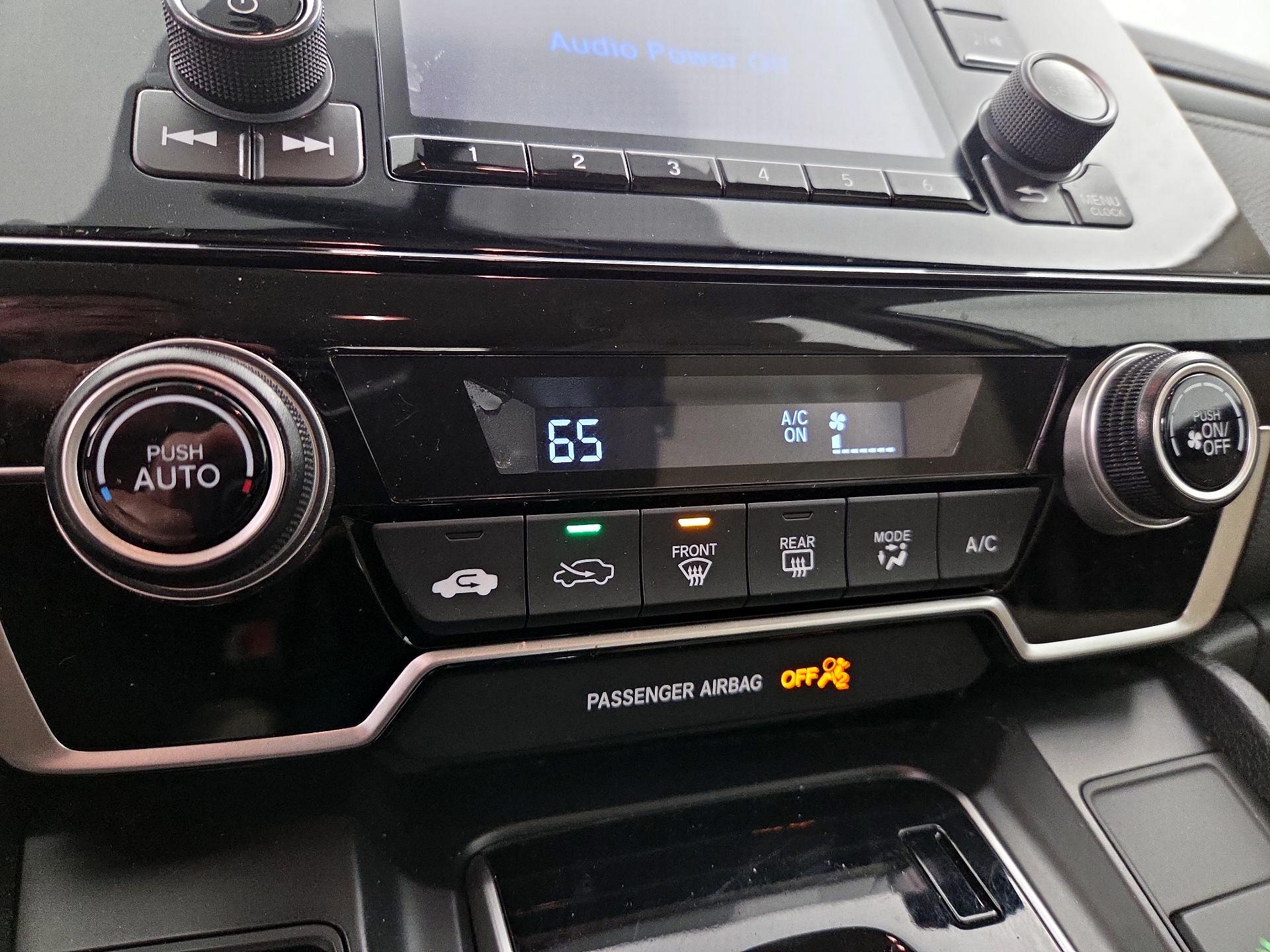 Thumbnail: 2019 Honda CR-V - 16