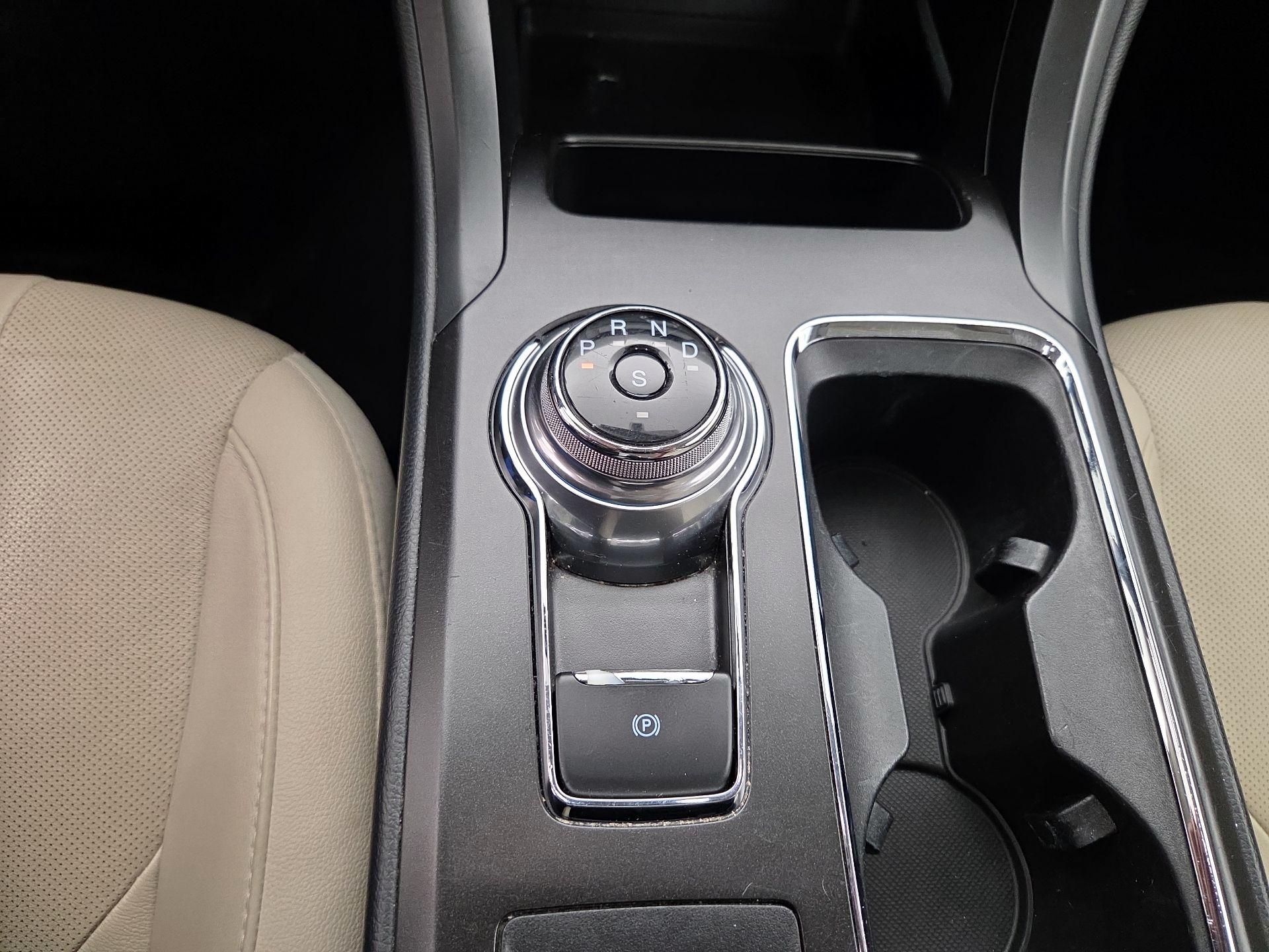 Thumbnail: 2018 Ford Fusion - 18