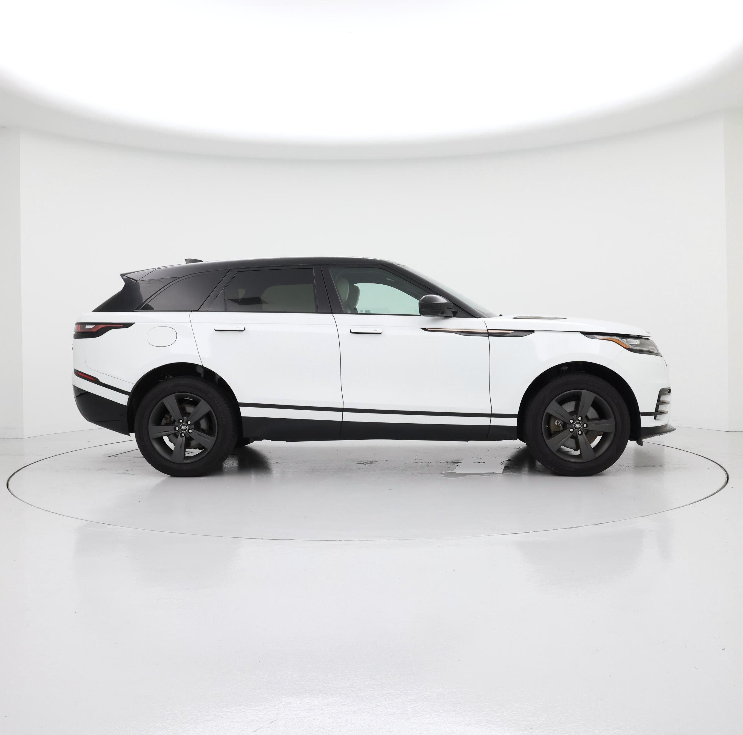Thumbnail: 2020 Land Rover Range Rover Velar - 7
