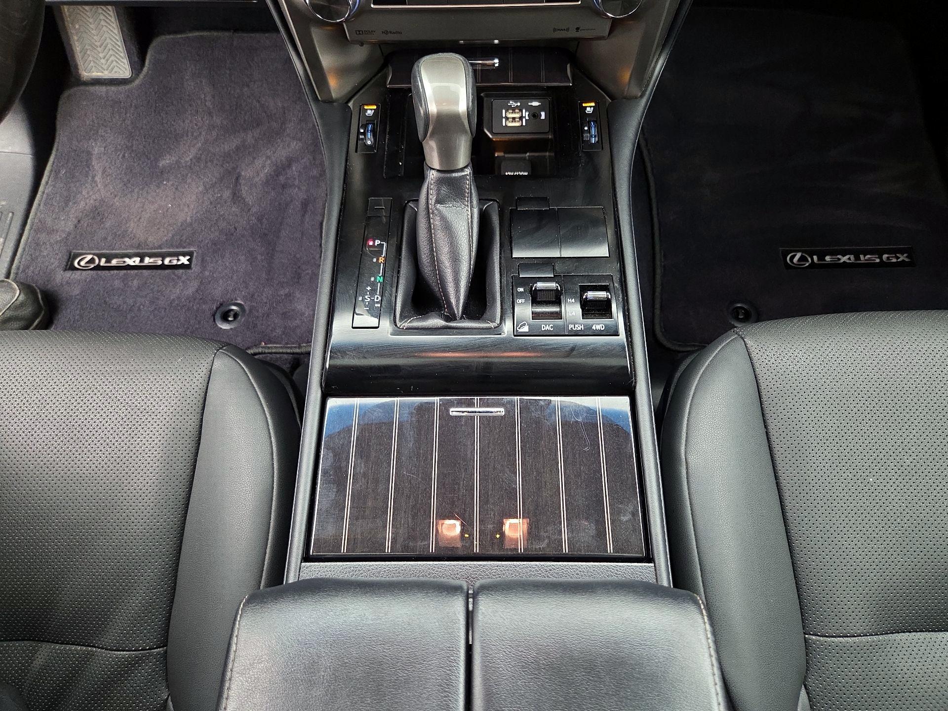 Thumbnail: 2021 Lexus GX - 18