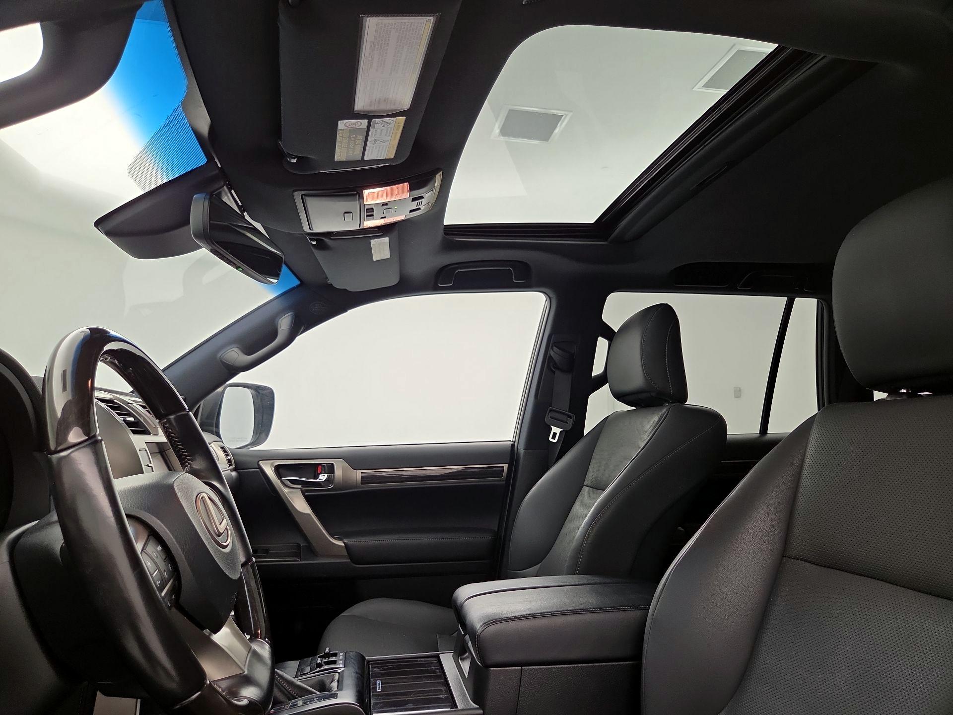 Thumbnail: 2021 Lexus GX - 20
