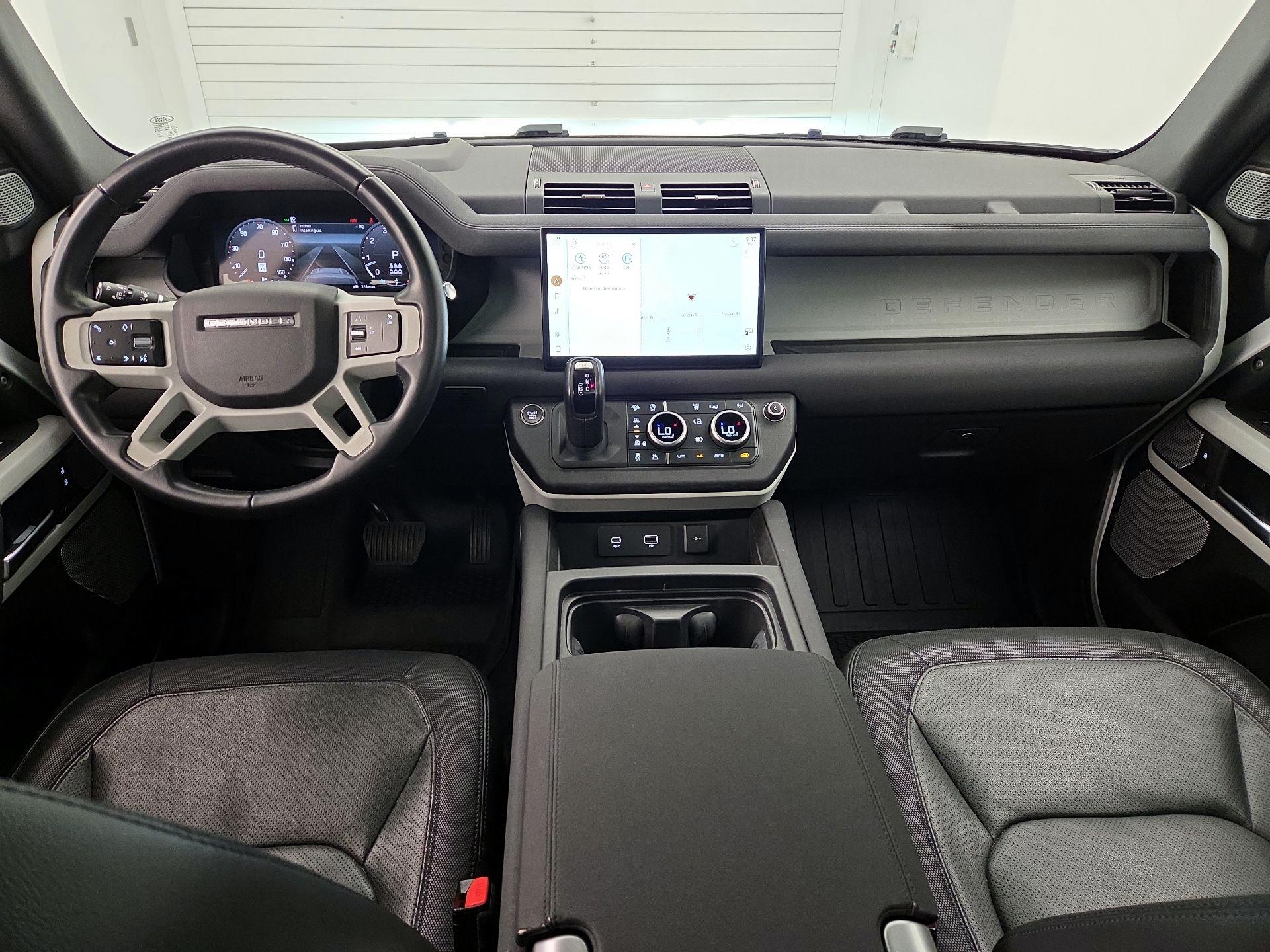 Thumbnail: 2023 Land Rover Defender - 9