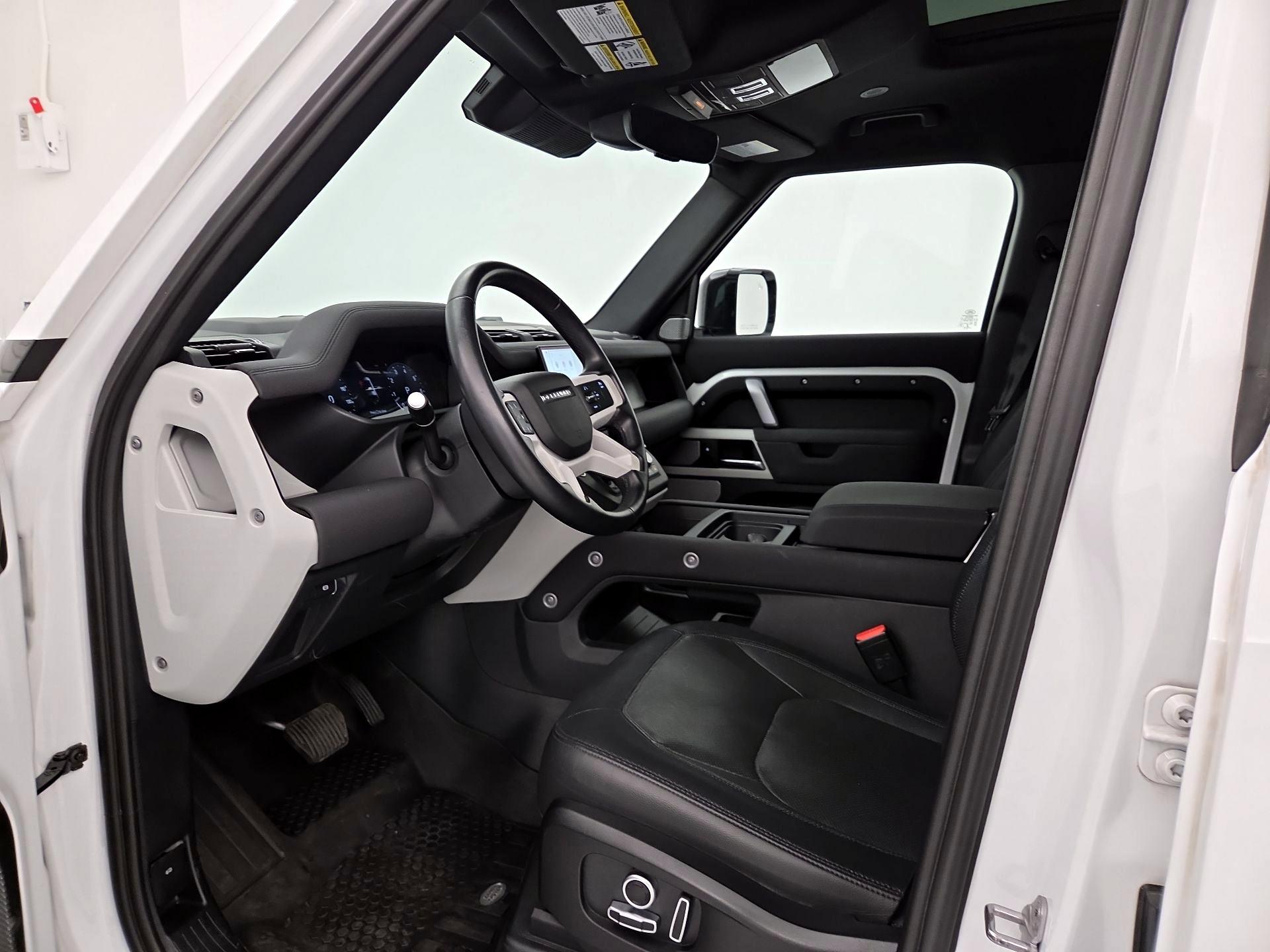 Thumbnail: 2023 Land Rover Defender - 11