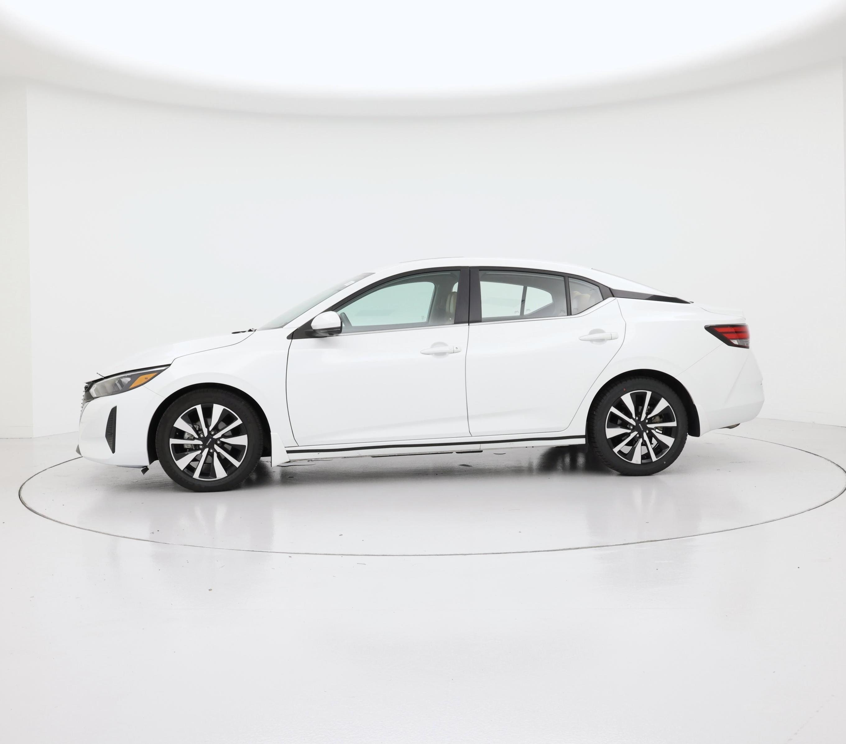 Thumbnail: 2025 Nissan Sentra - 3