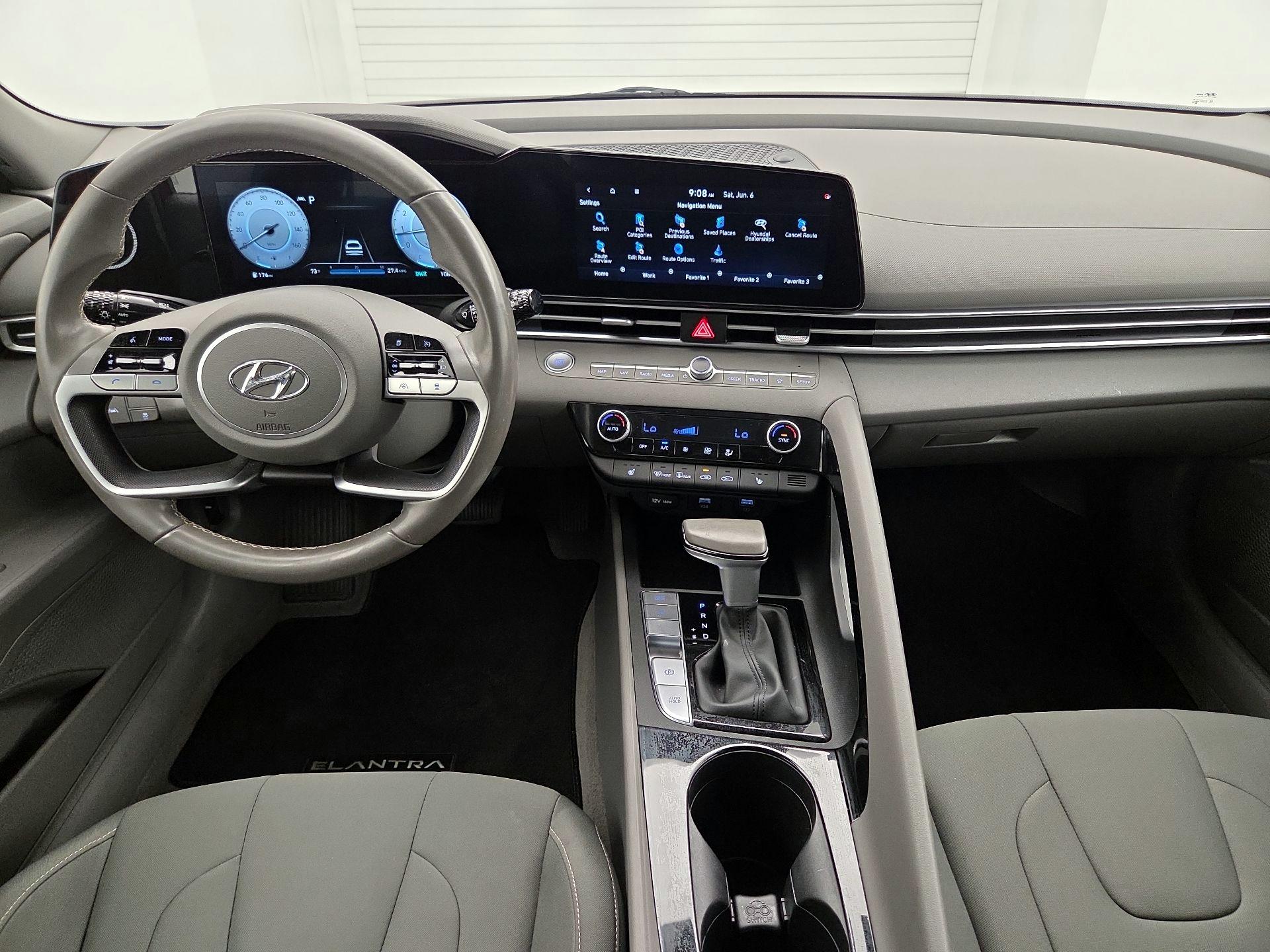 Thumbnail: 2023 Hyundai Elantra - 9