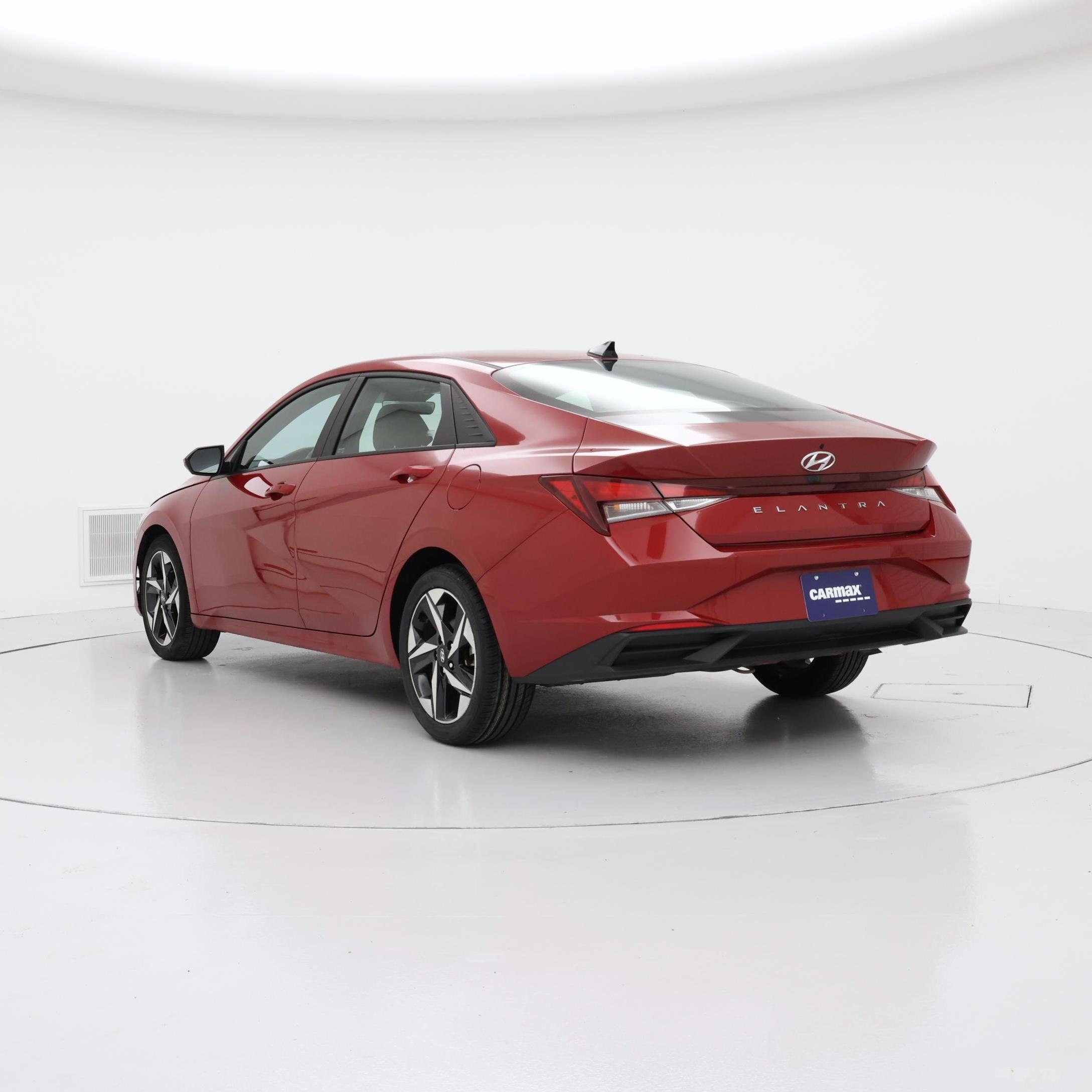 Thumbnail: 2023 Hyundai Elantra - 2
