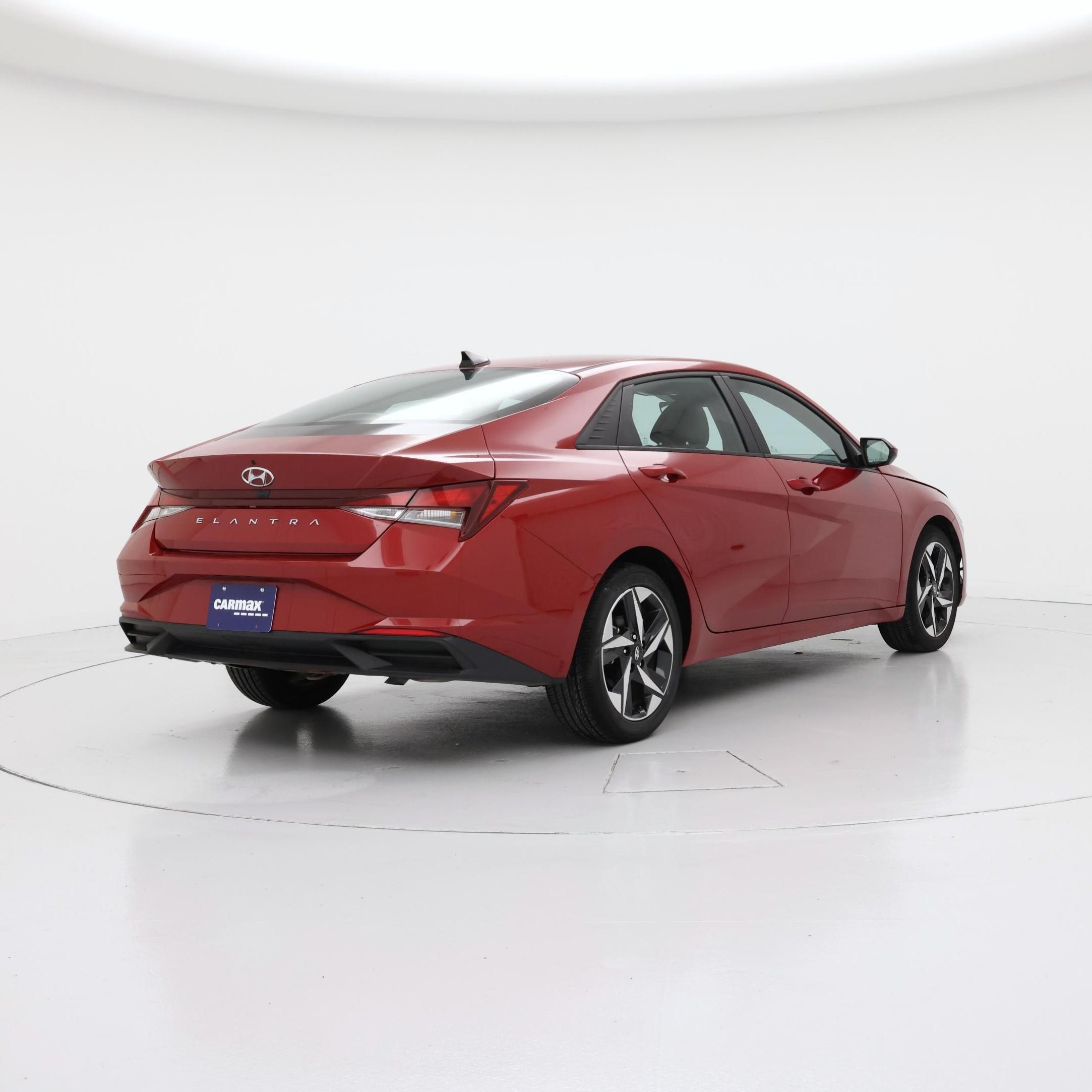 Thumbnail: 2023 Hyundai Elantra - 8