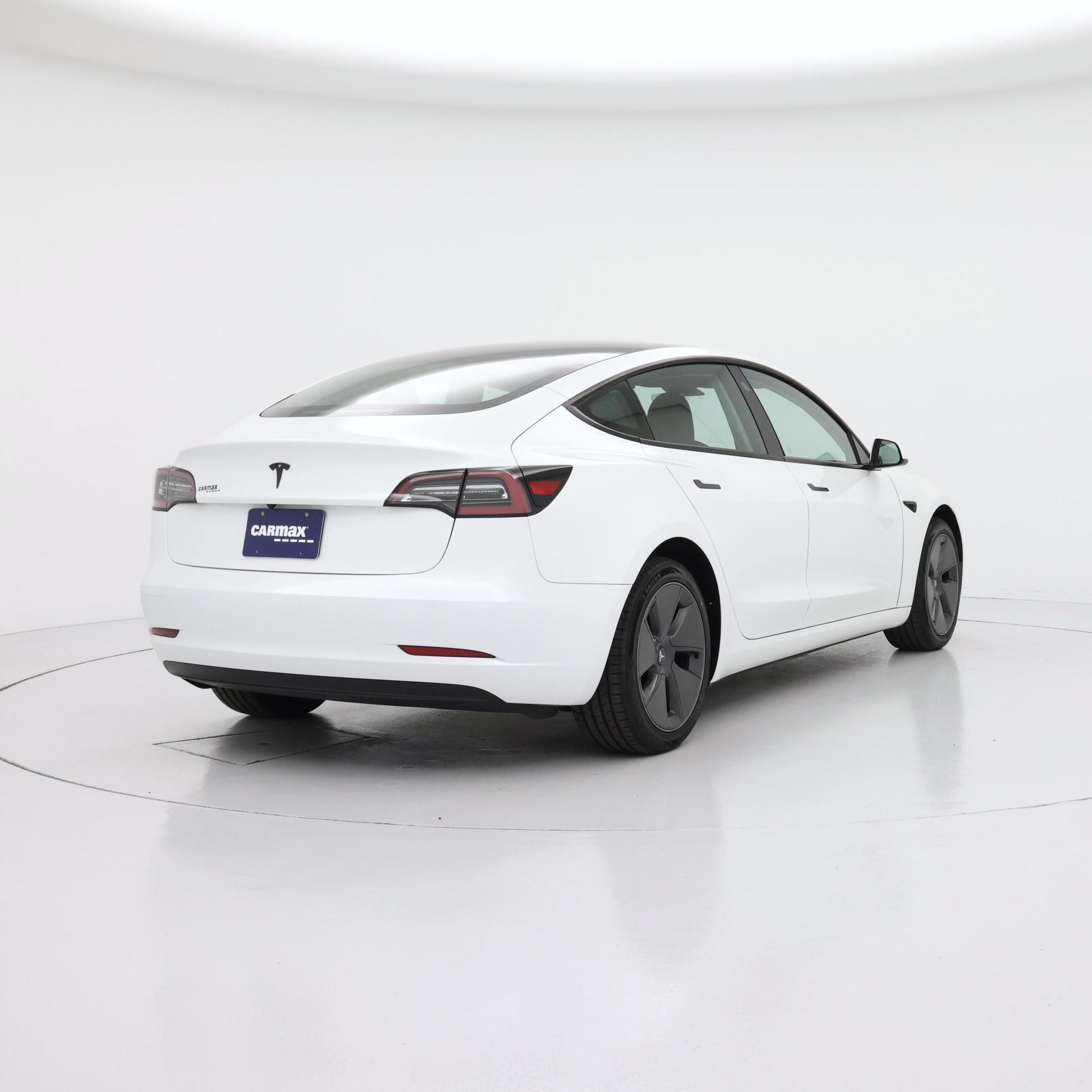 Thumbnail: 2023 Tesla Model 3 - 8