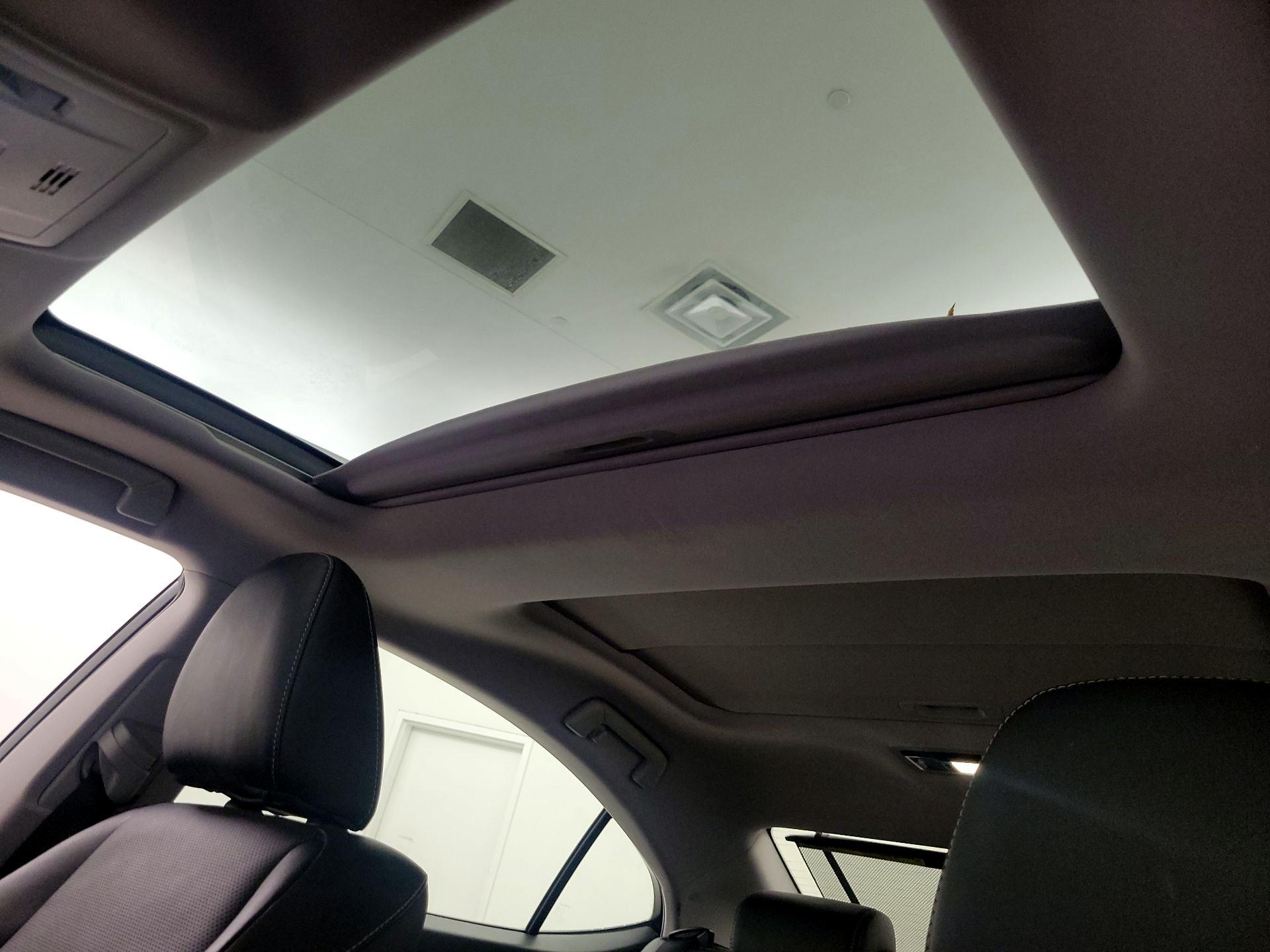 Thumbnail: 2016 Lexus ES - 20